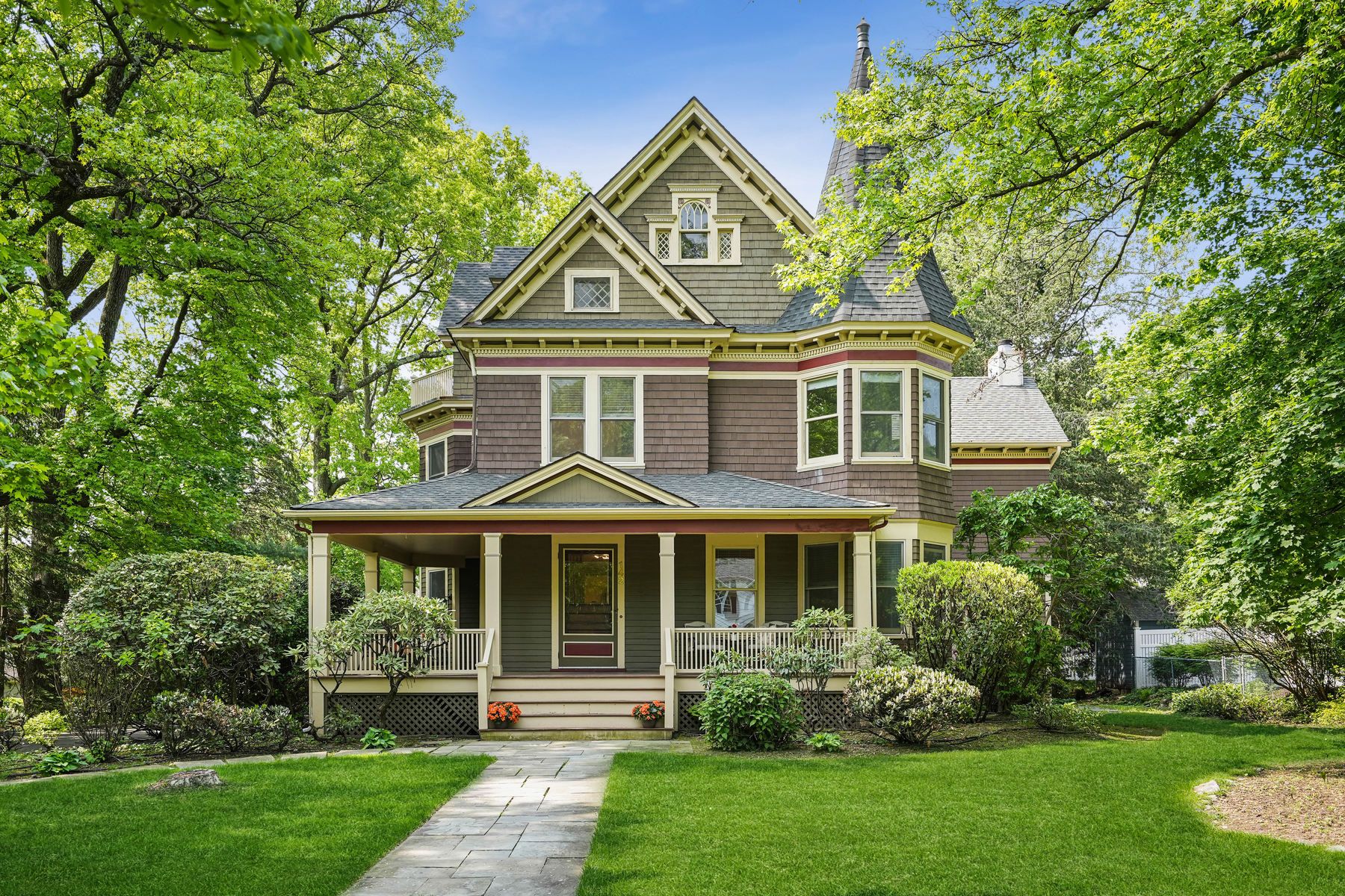142 Lorraine Avenue 