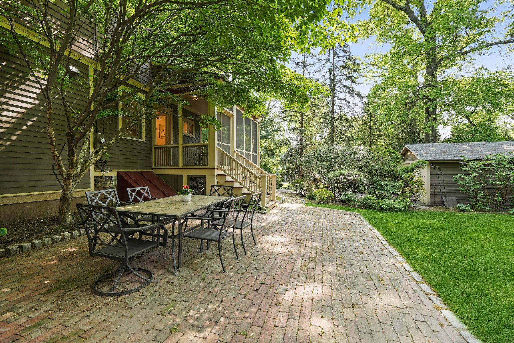 142 Lorraine Avenue 