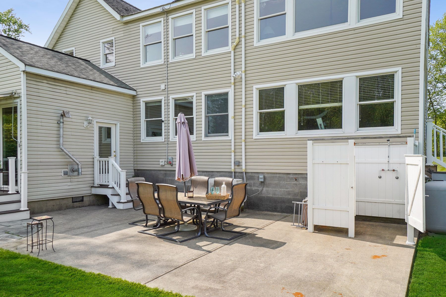 205 Bear Creek Rd 