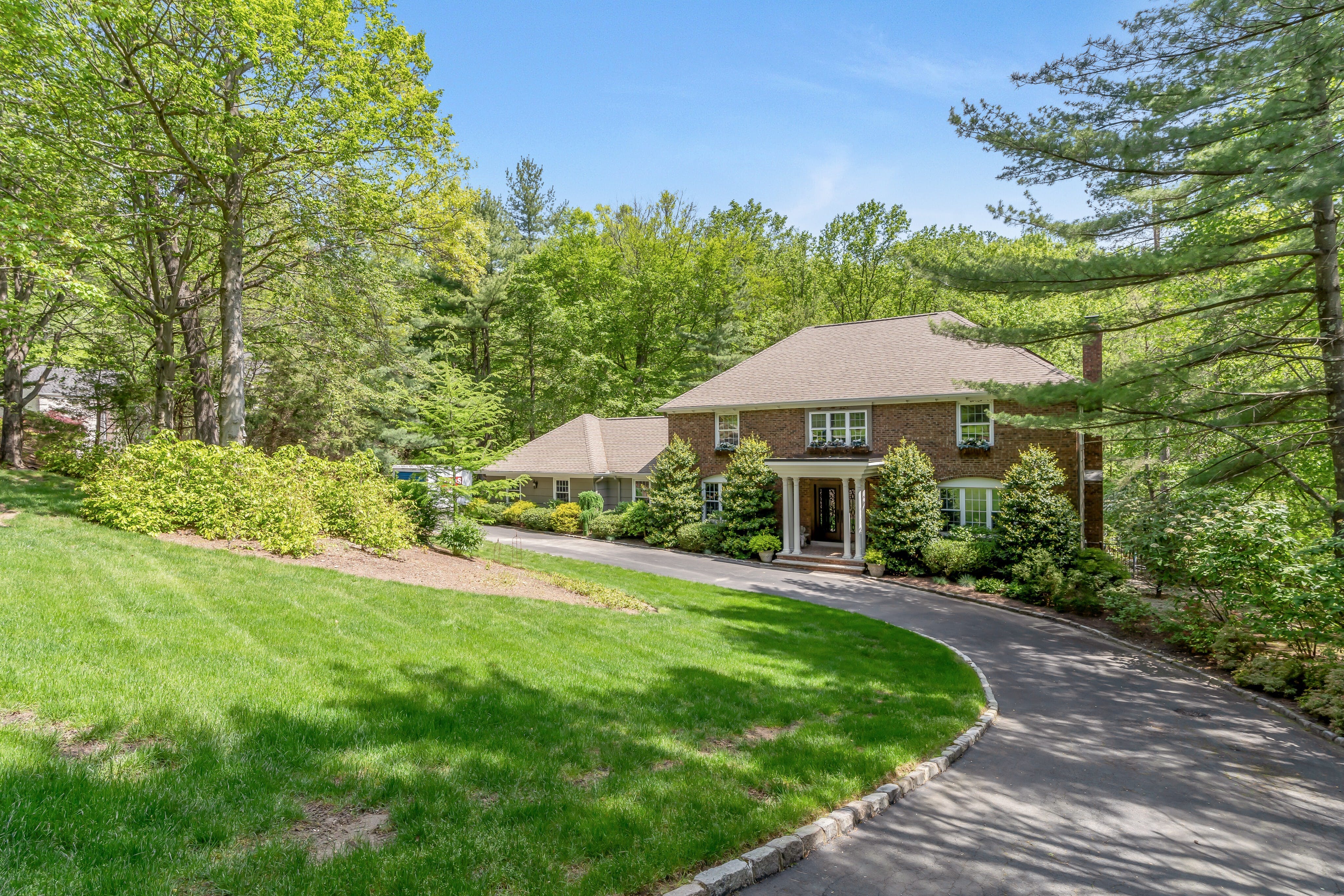 7 Baer Court 