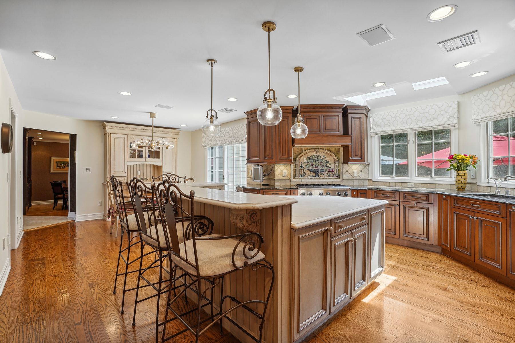 40 Westmount Drive 