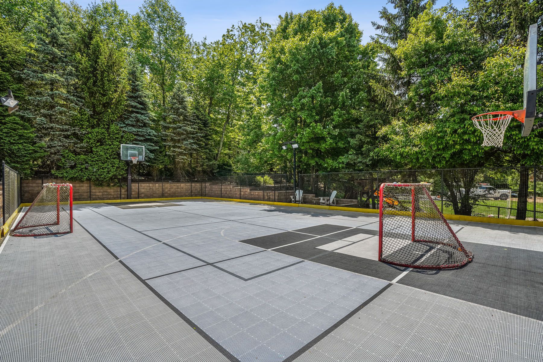 40 Westmount Drive 