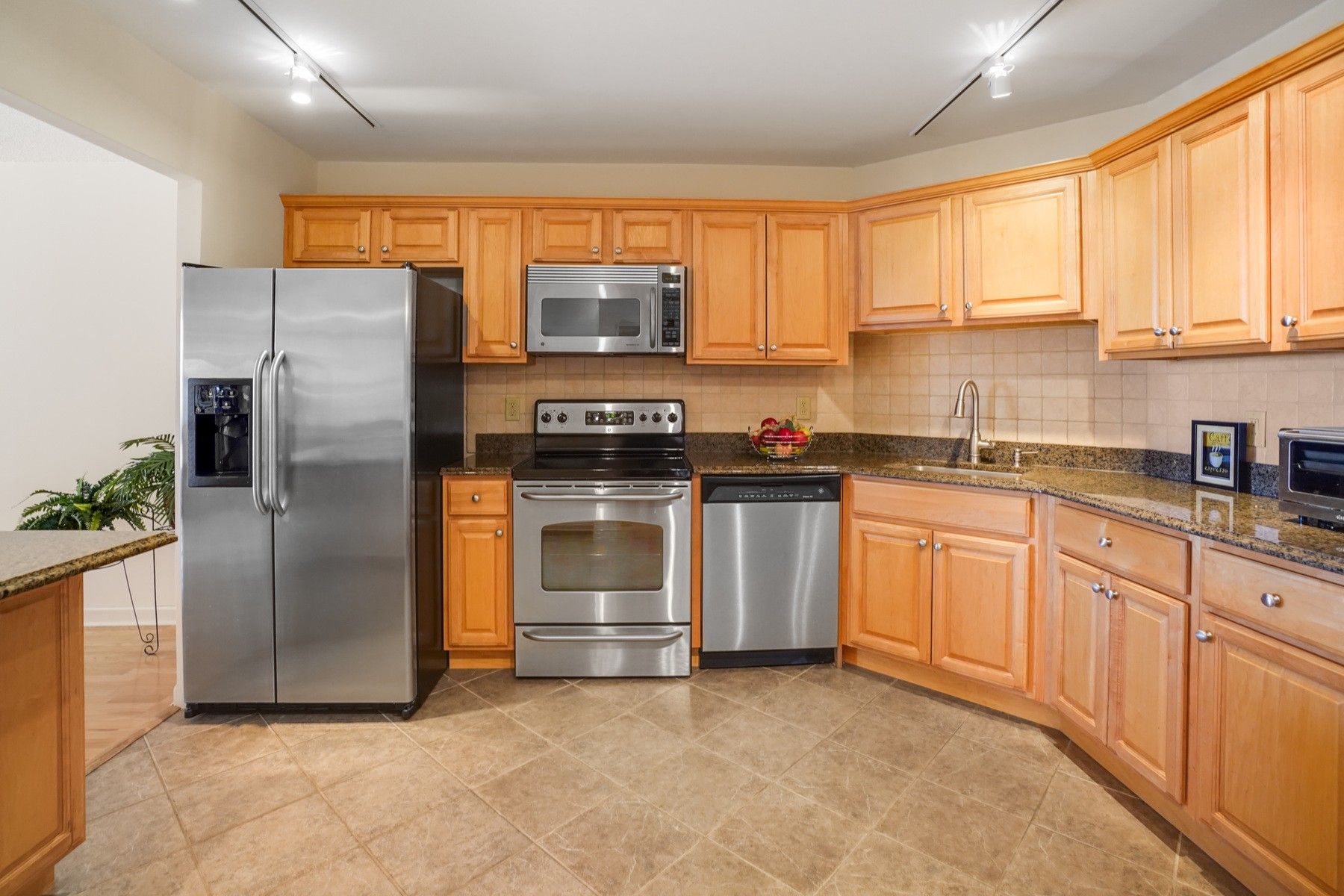 2 Claridge Drive, #9AE 