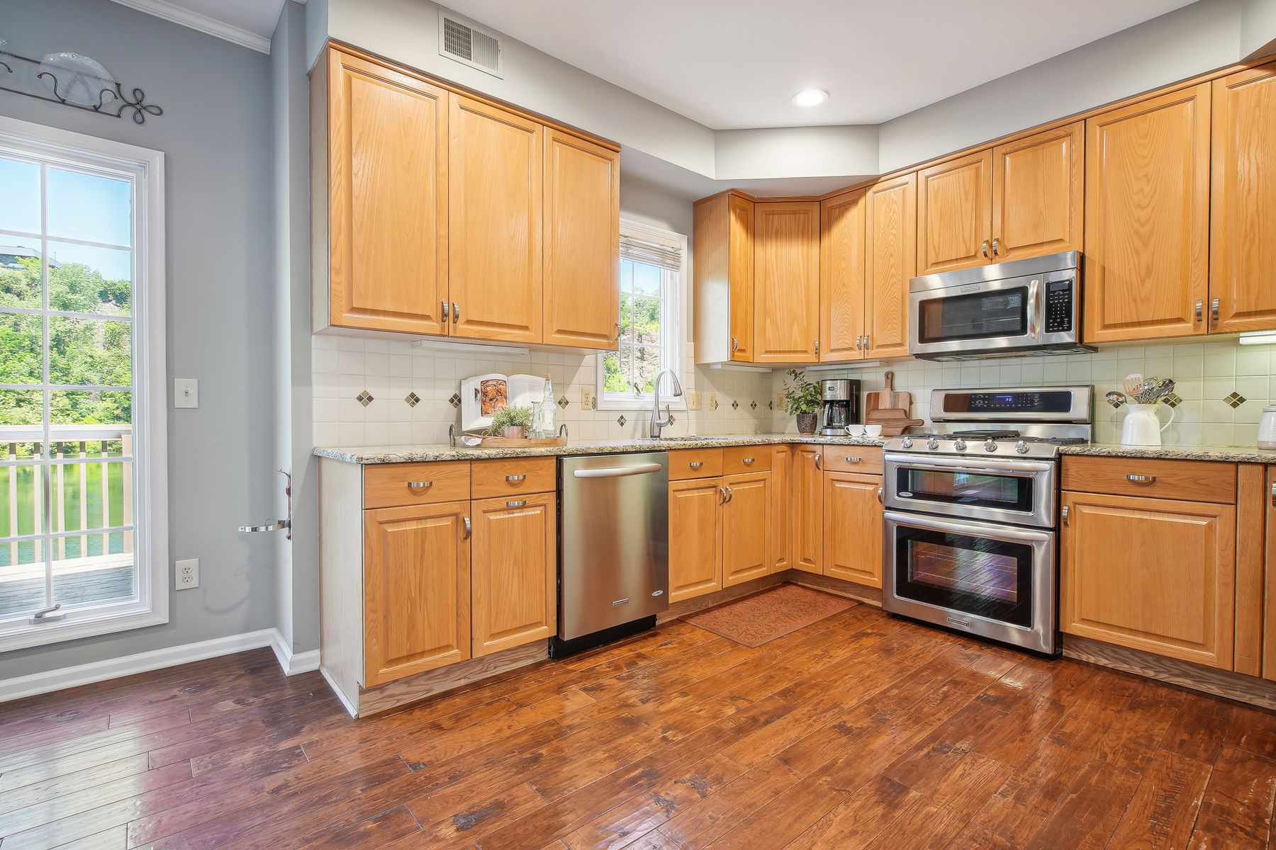 1022 Smith Manor Blvd 