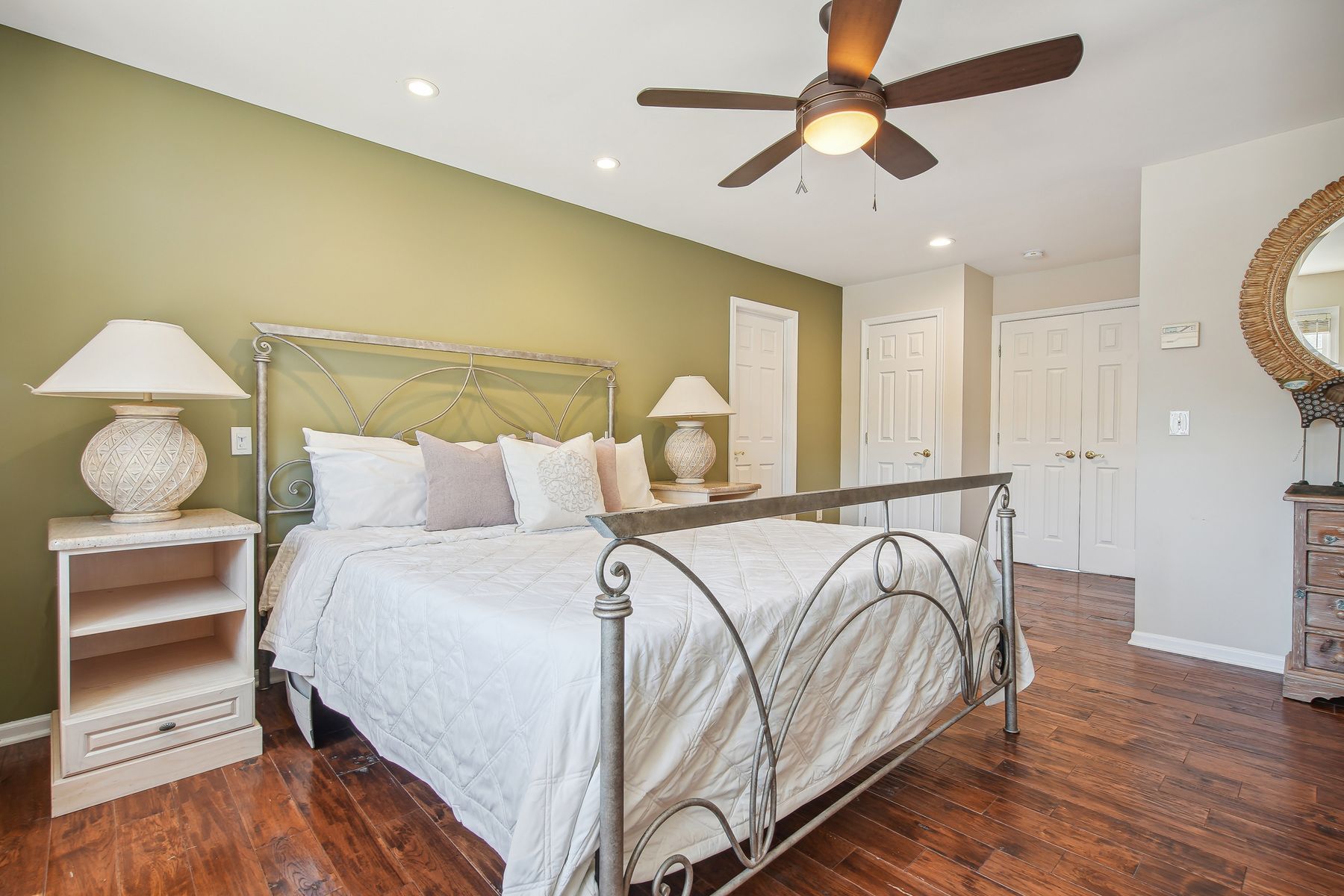 1022 Smith Manor Blvd 