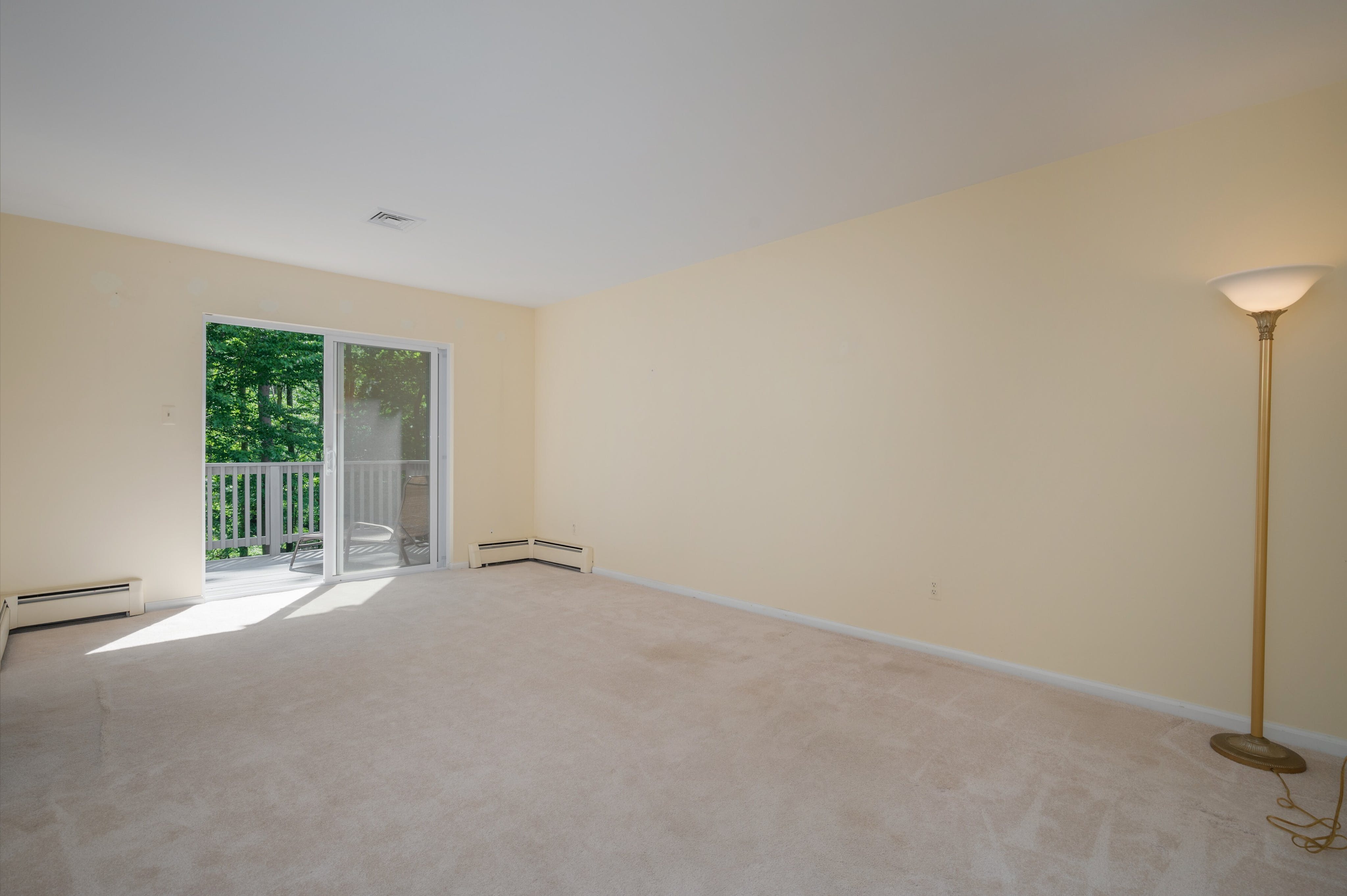40 Coachlight Drive 