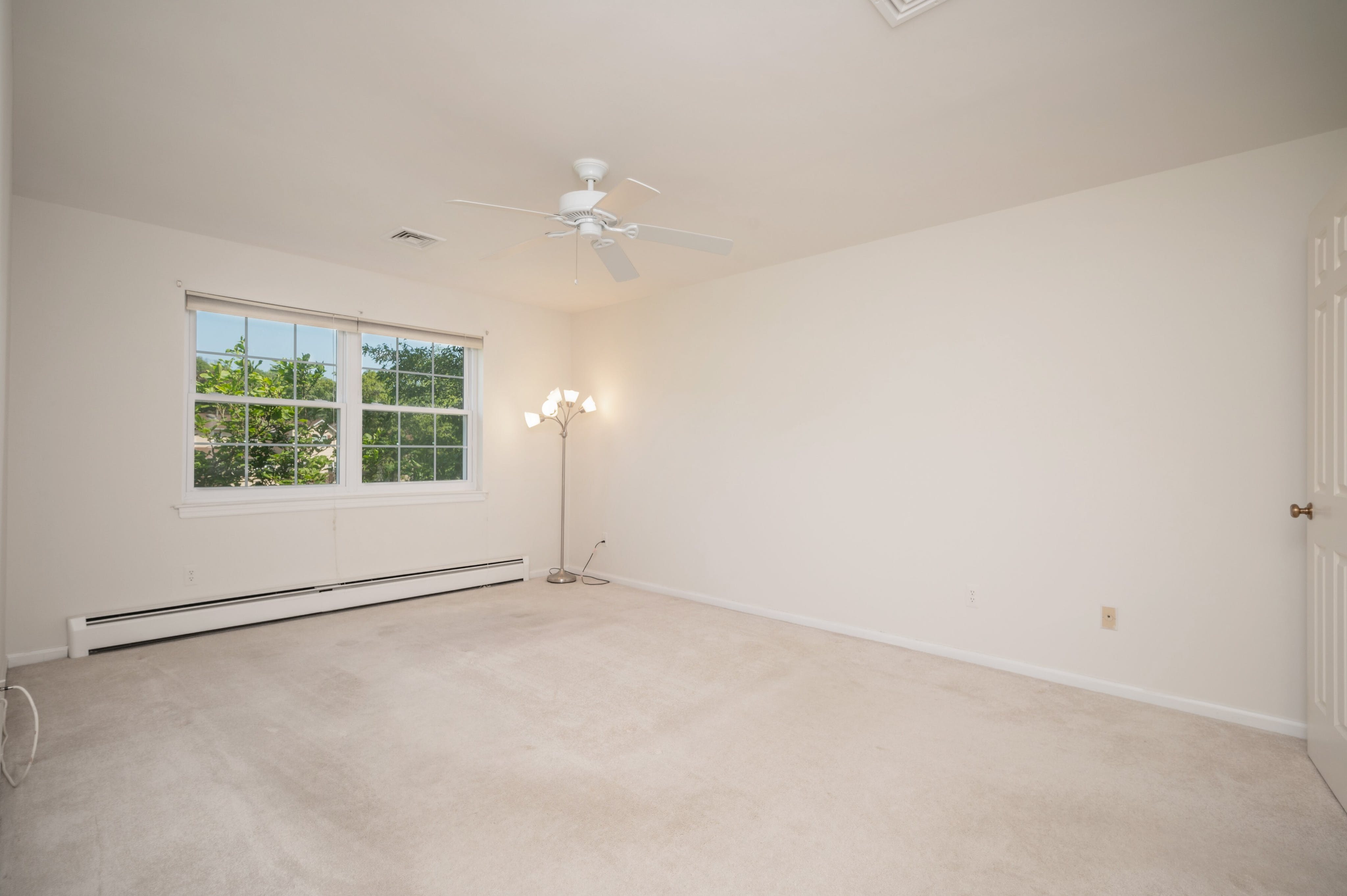 40 Coachlight Drive 