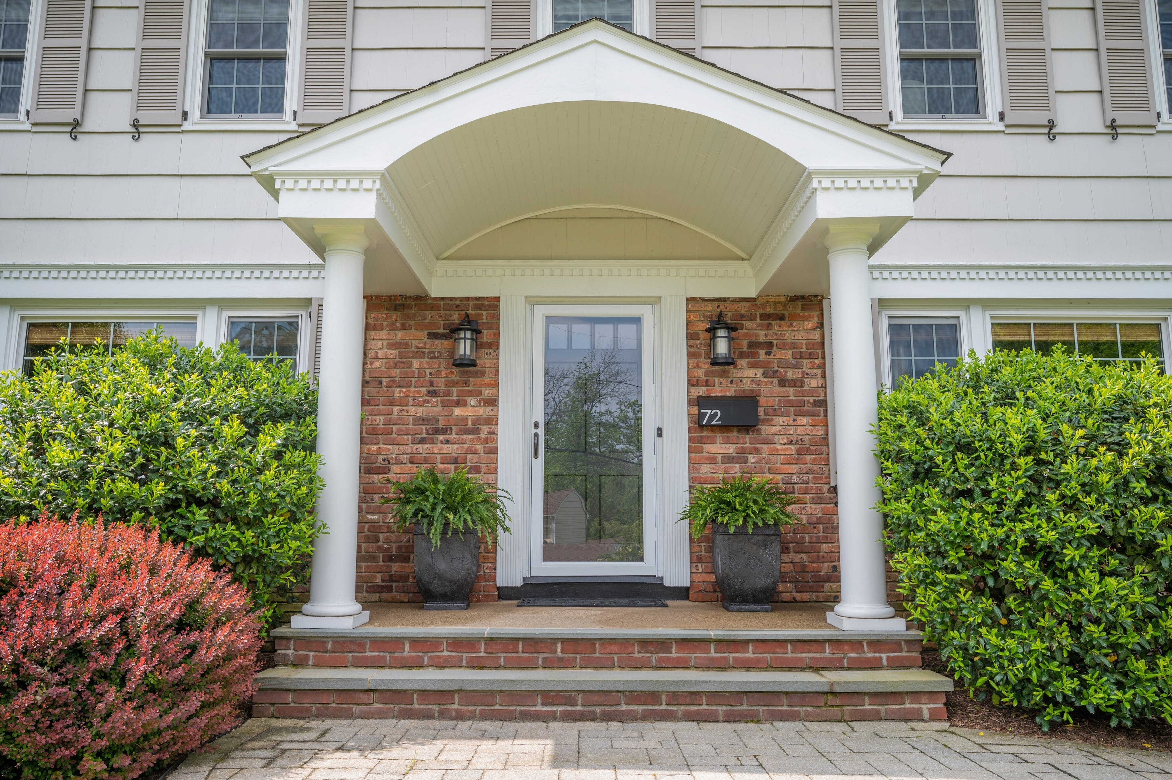 72 Candlewood Drive 