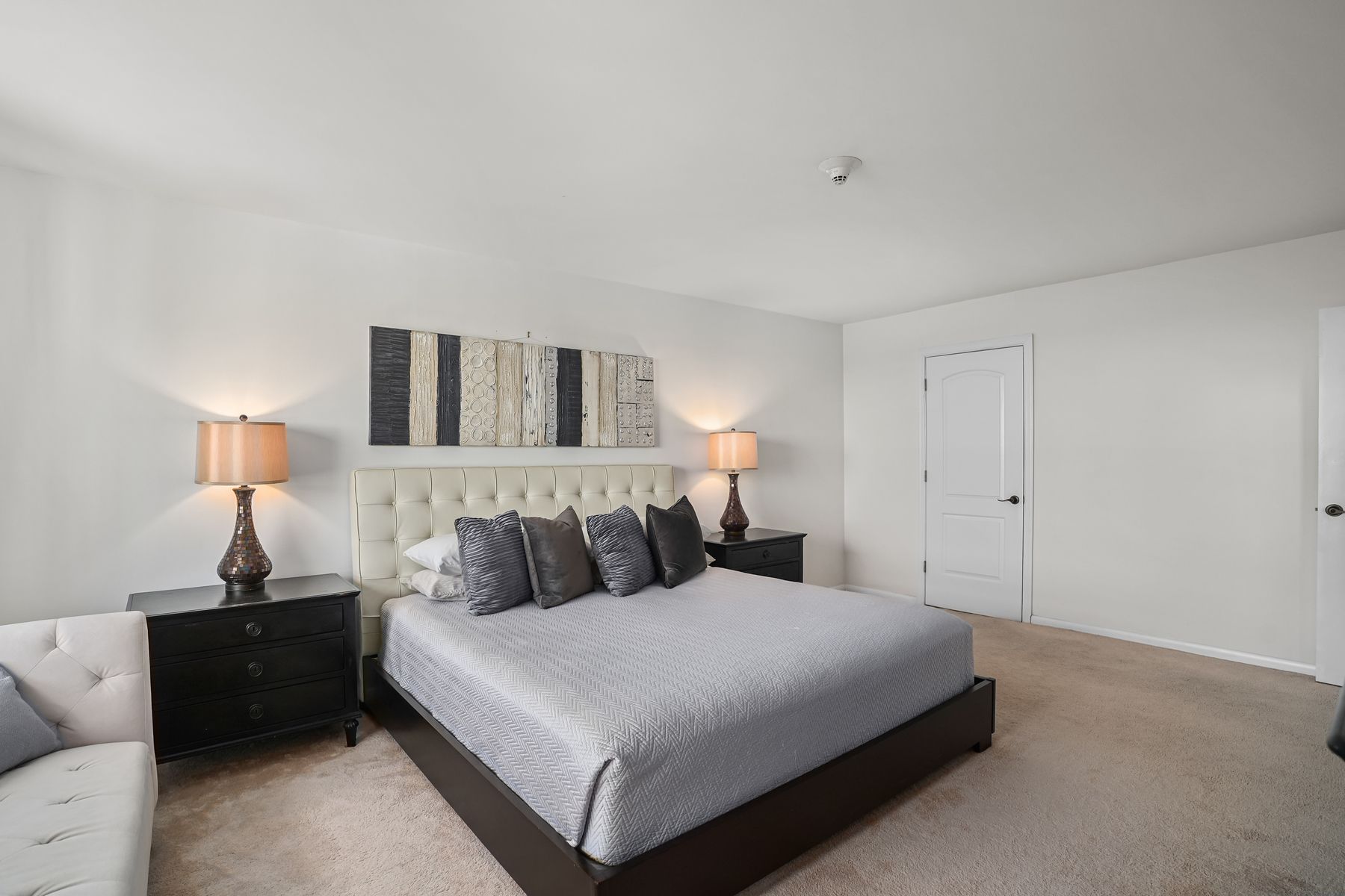 2 Claridge Dr, 10EE Unit# 10EE
