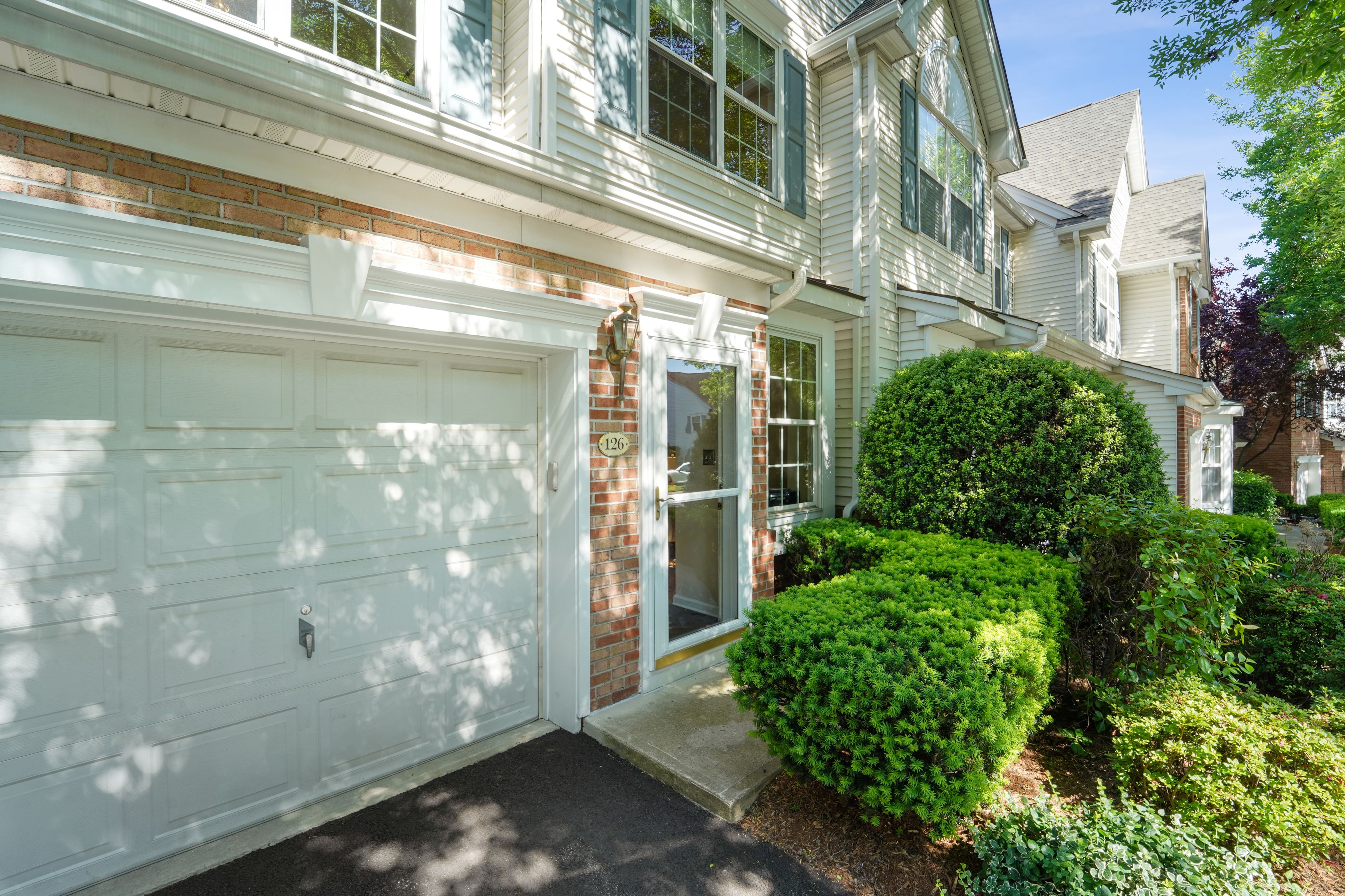 126 Stratford Drive 