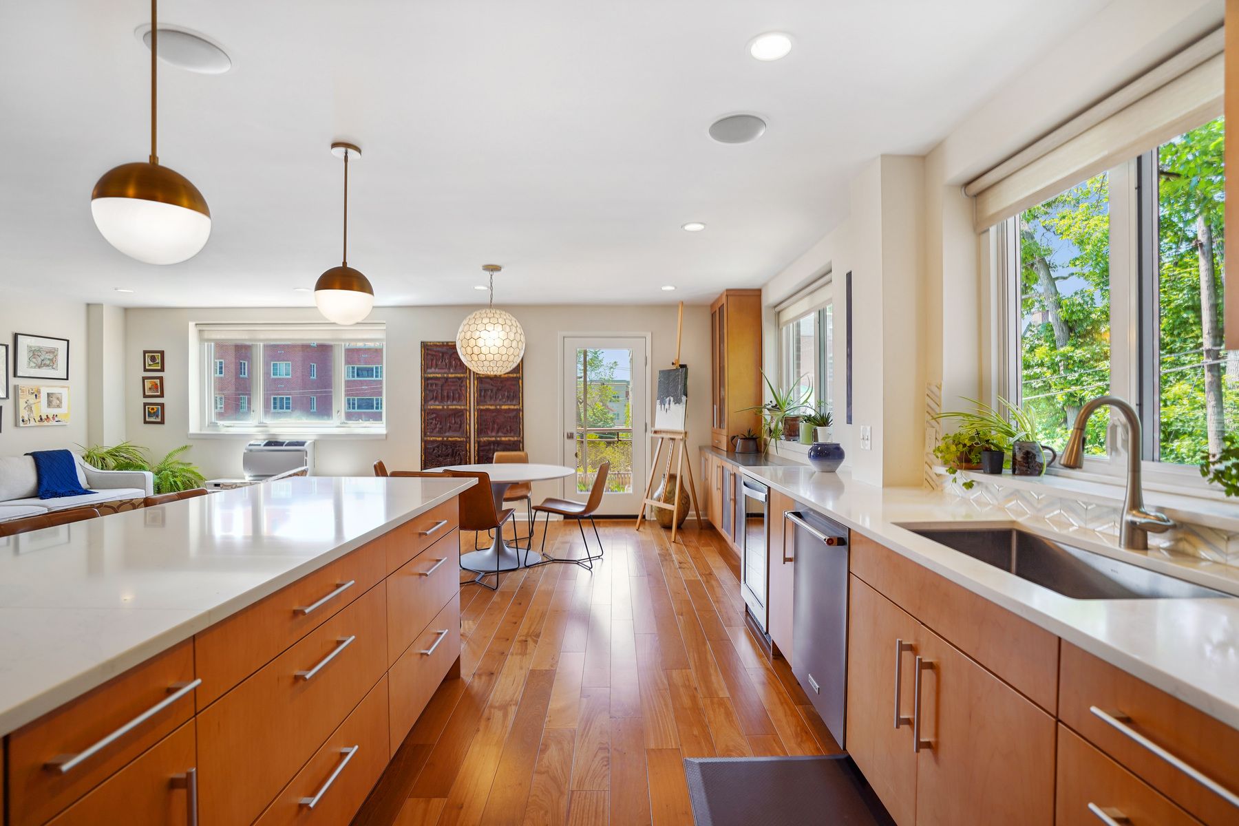 11 Euclid Avenue, Unit 3B 