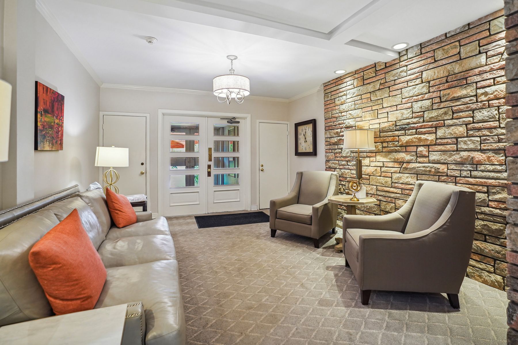 11 Euclid Avenue, Unit 3B 