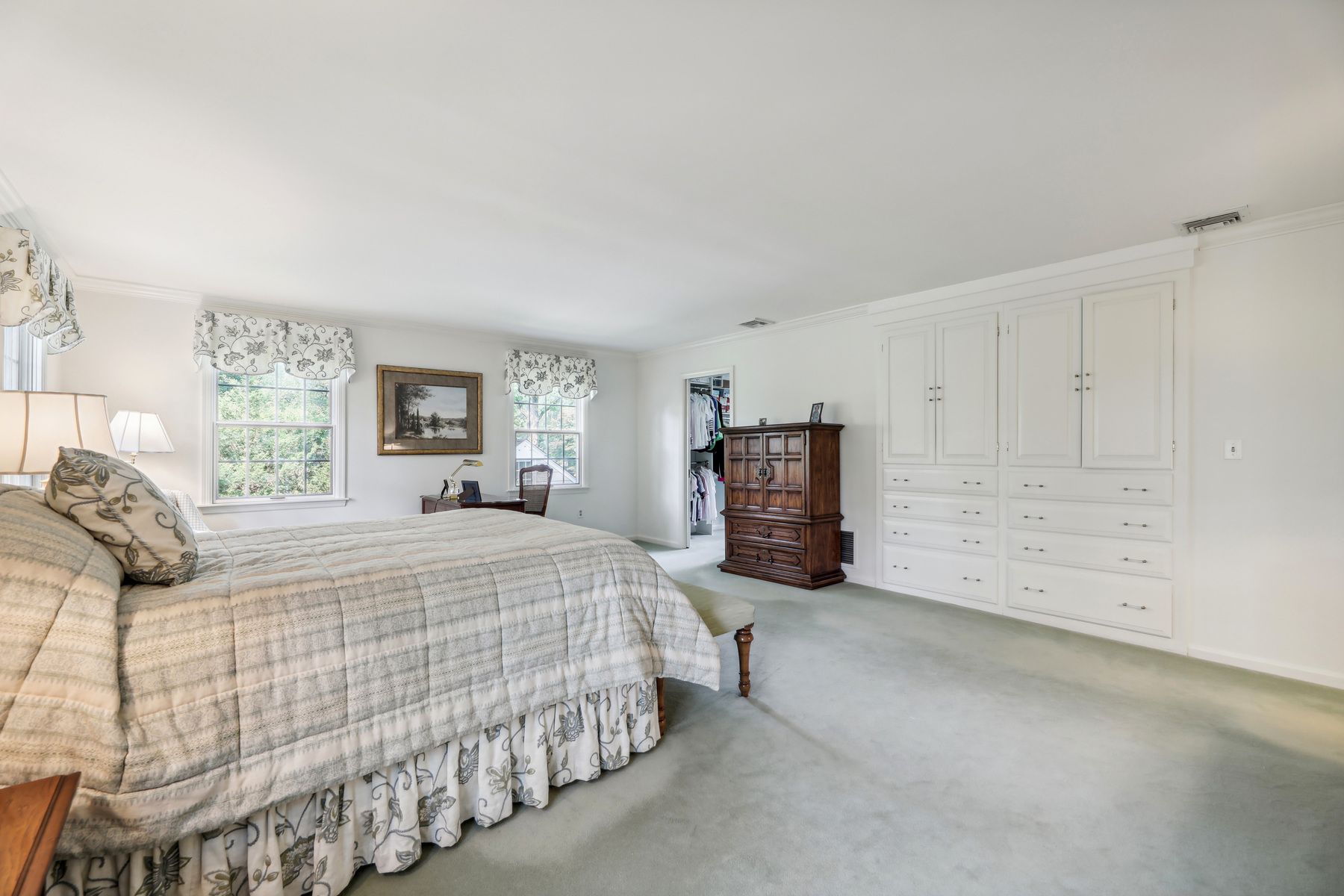 17 Little Wolf Road 