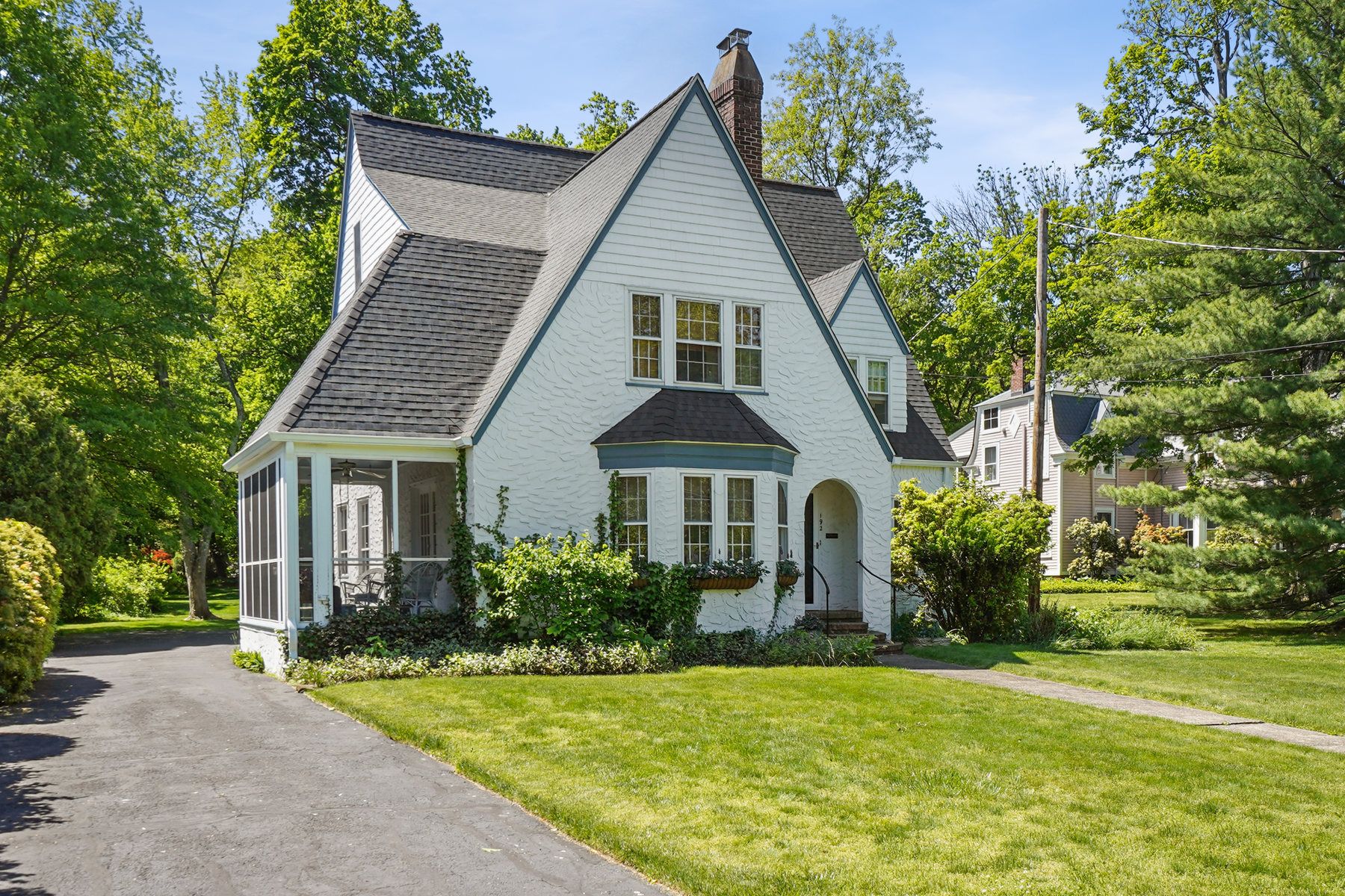 192 Kent Place Boulevard 