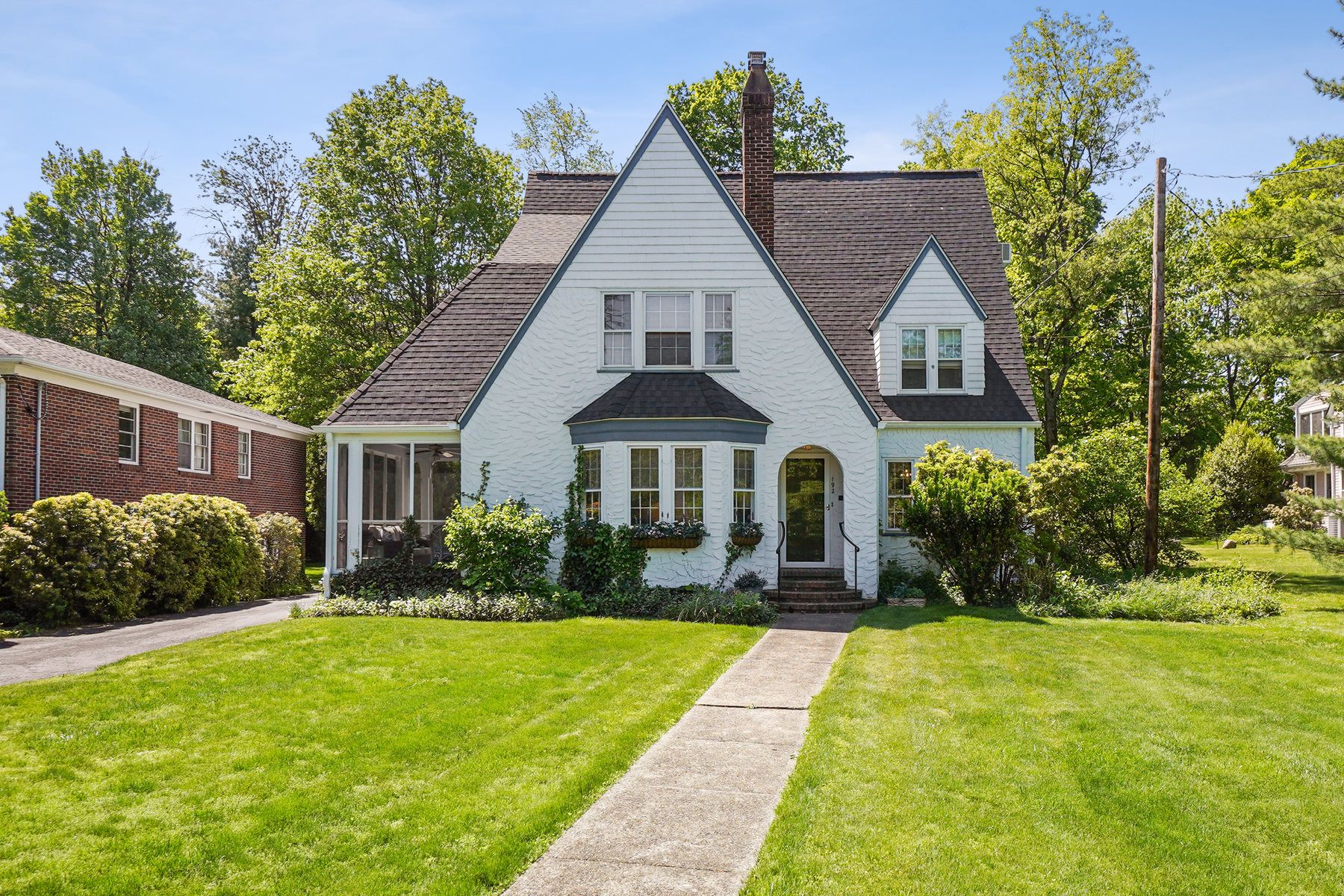 192 Kent Place Boulevard 