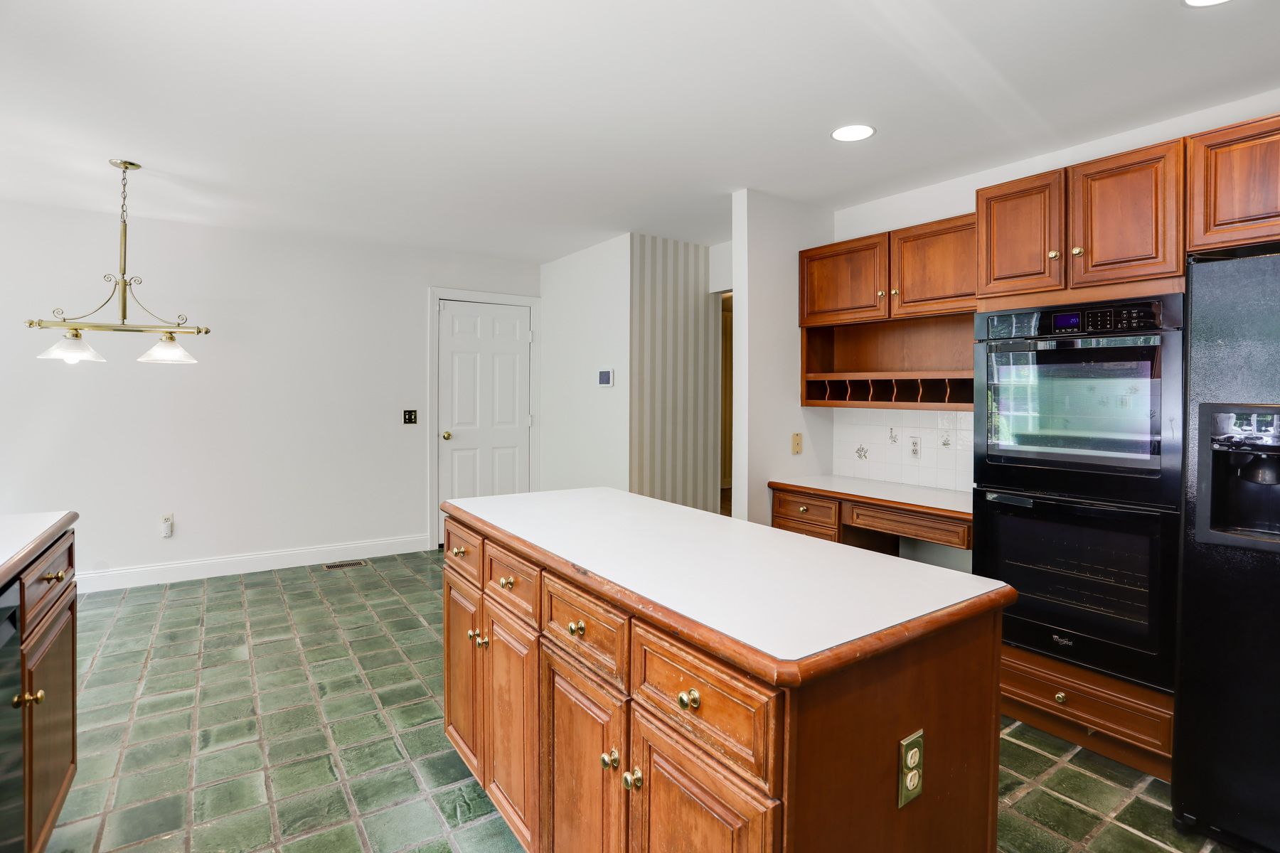 13 Chadwell Place 