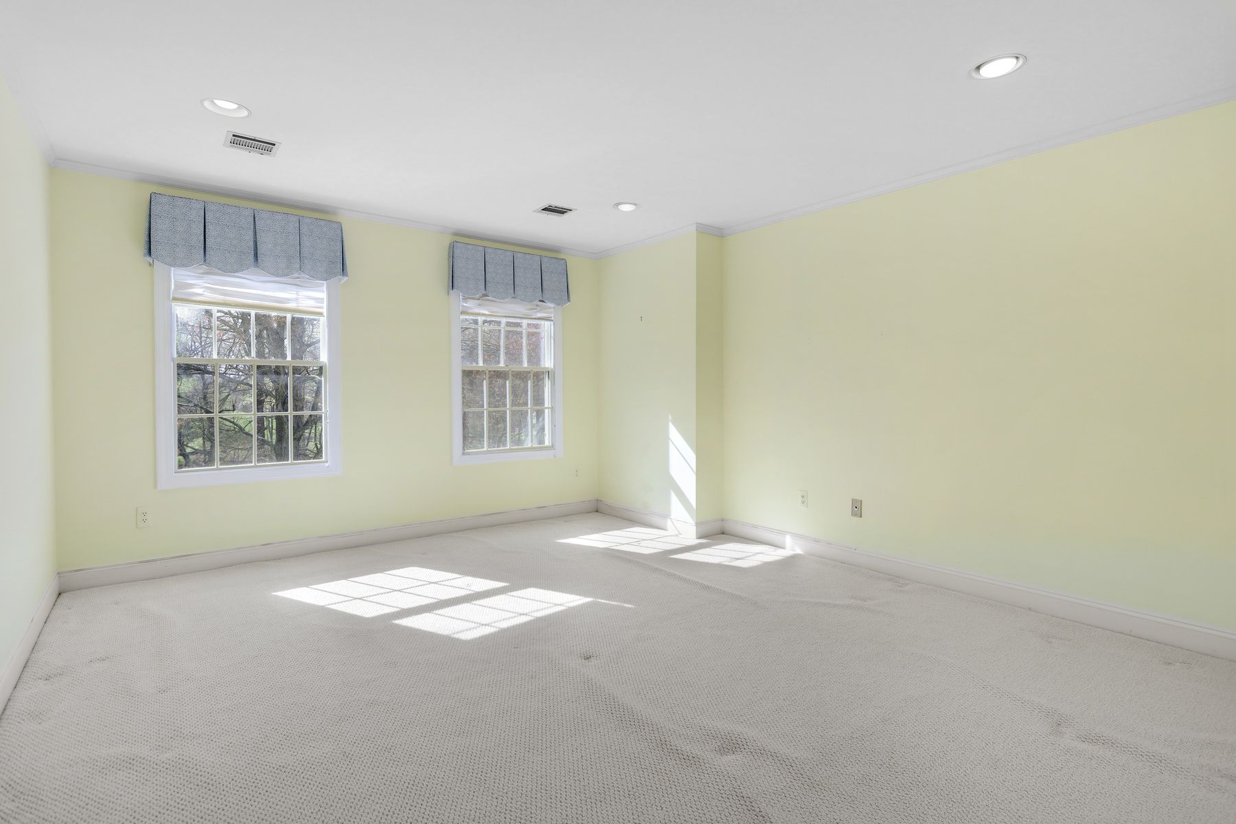 13 Chadwell Place 