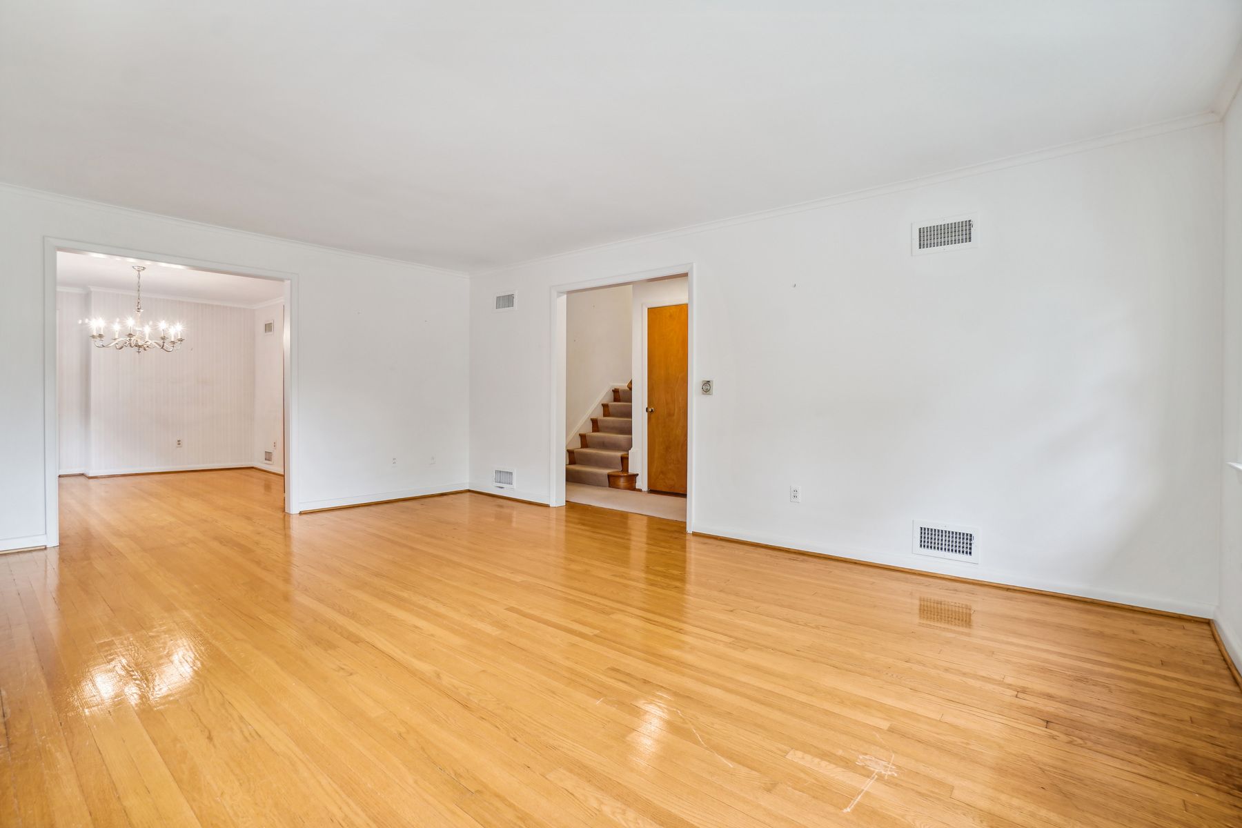 190 Kent Place Boulevard 