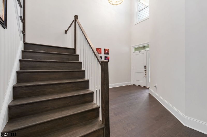 3 Beacon Pl