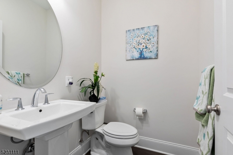 3 Beacon Pl