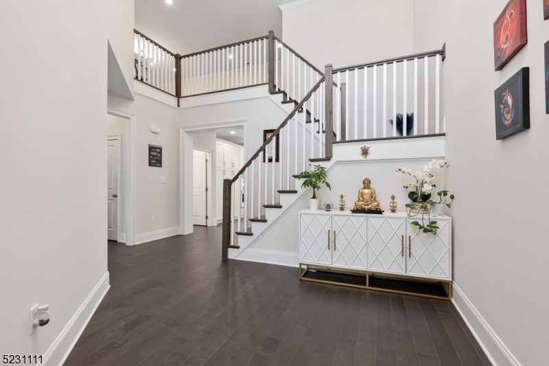 3 Beacon Pl
