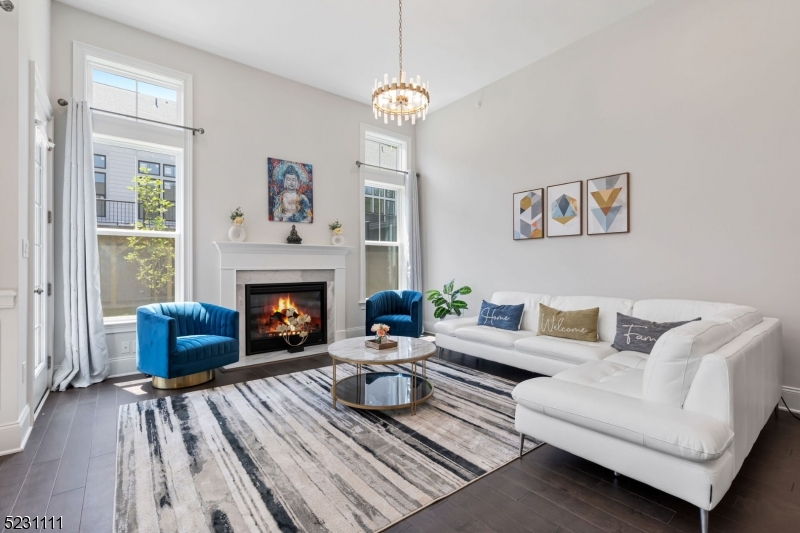 3 Beacon Pl