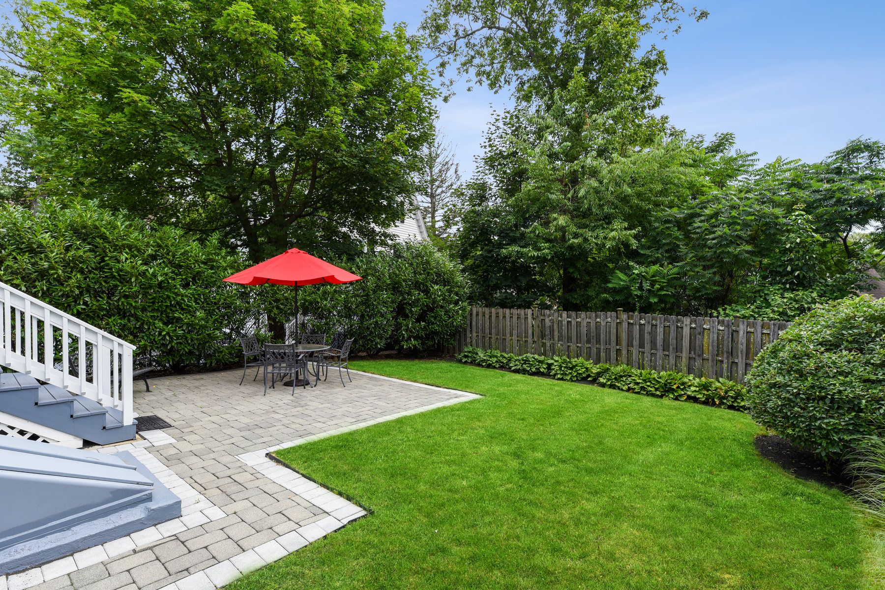 12 Shadyside Avenue 