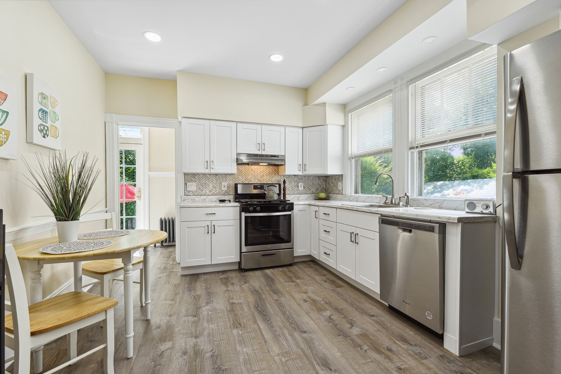 12 Shadyside Avenue 