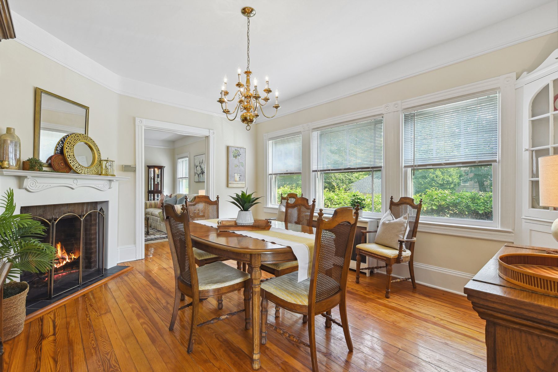 12 Shadyside Avenue 