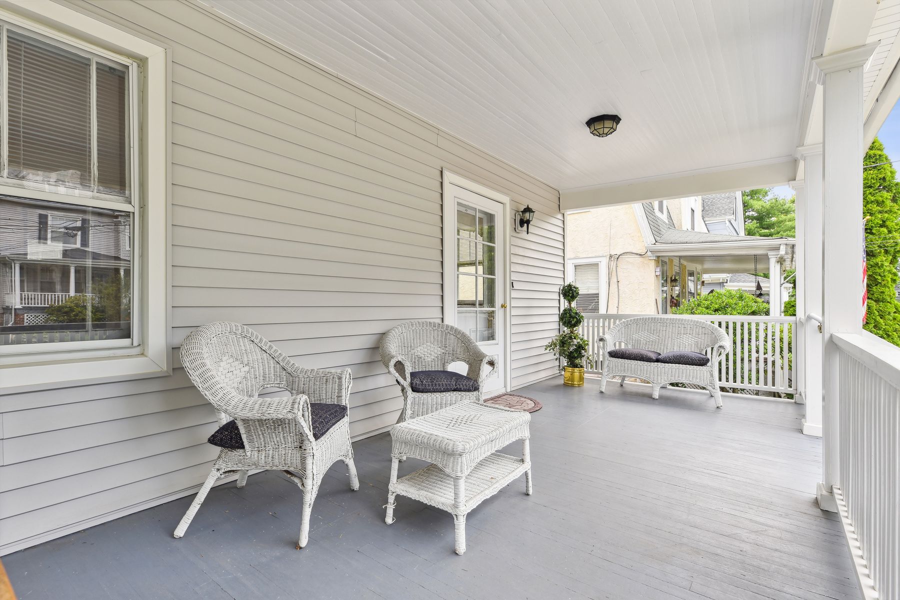 12 Shadyside Avenue 