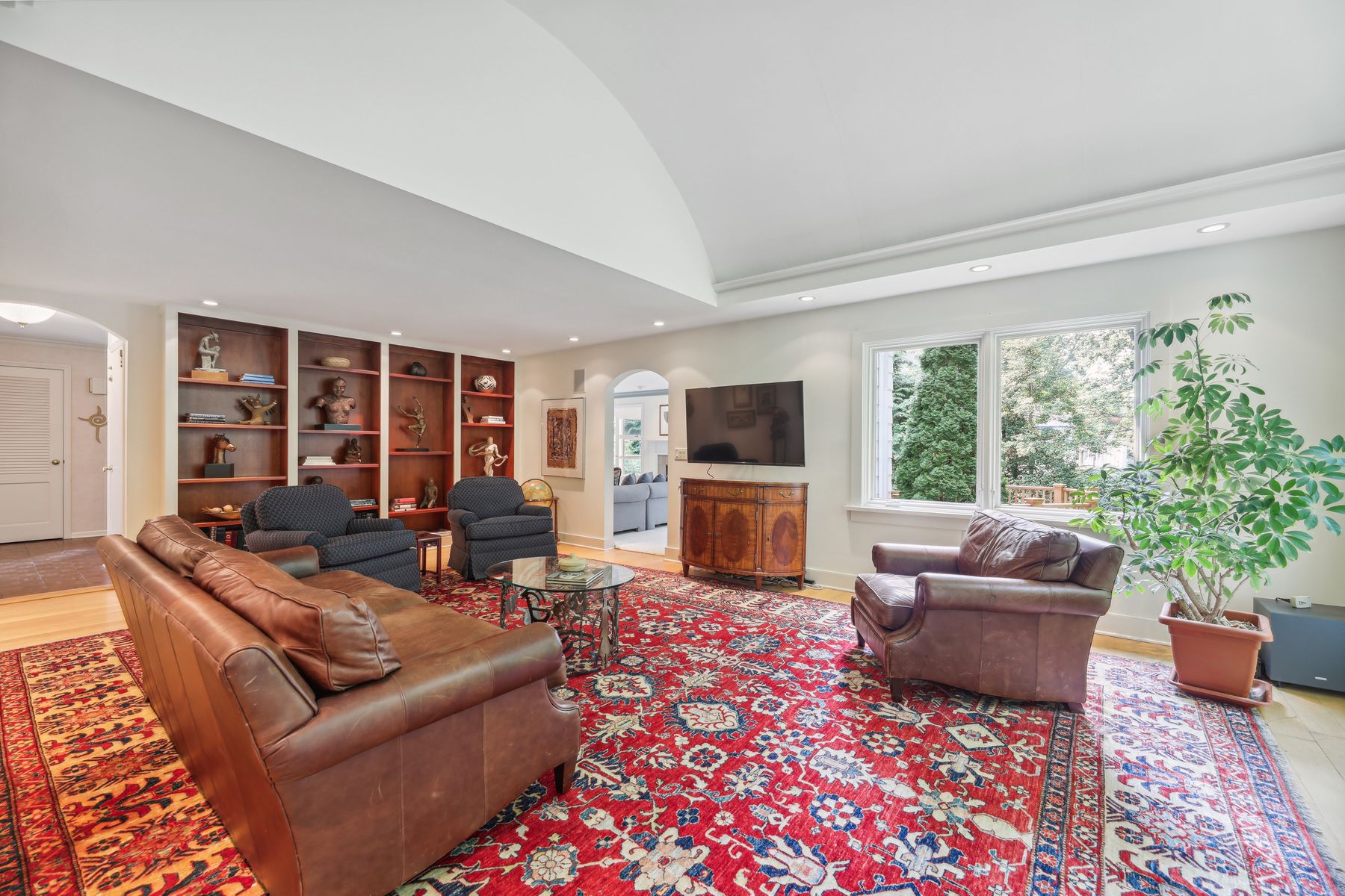 47 Greenbriar Drive 