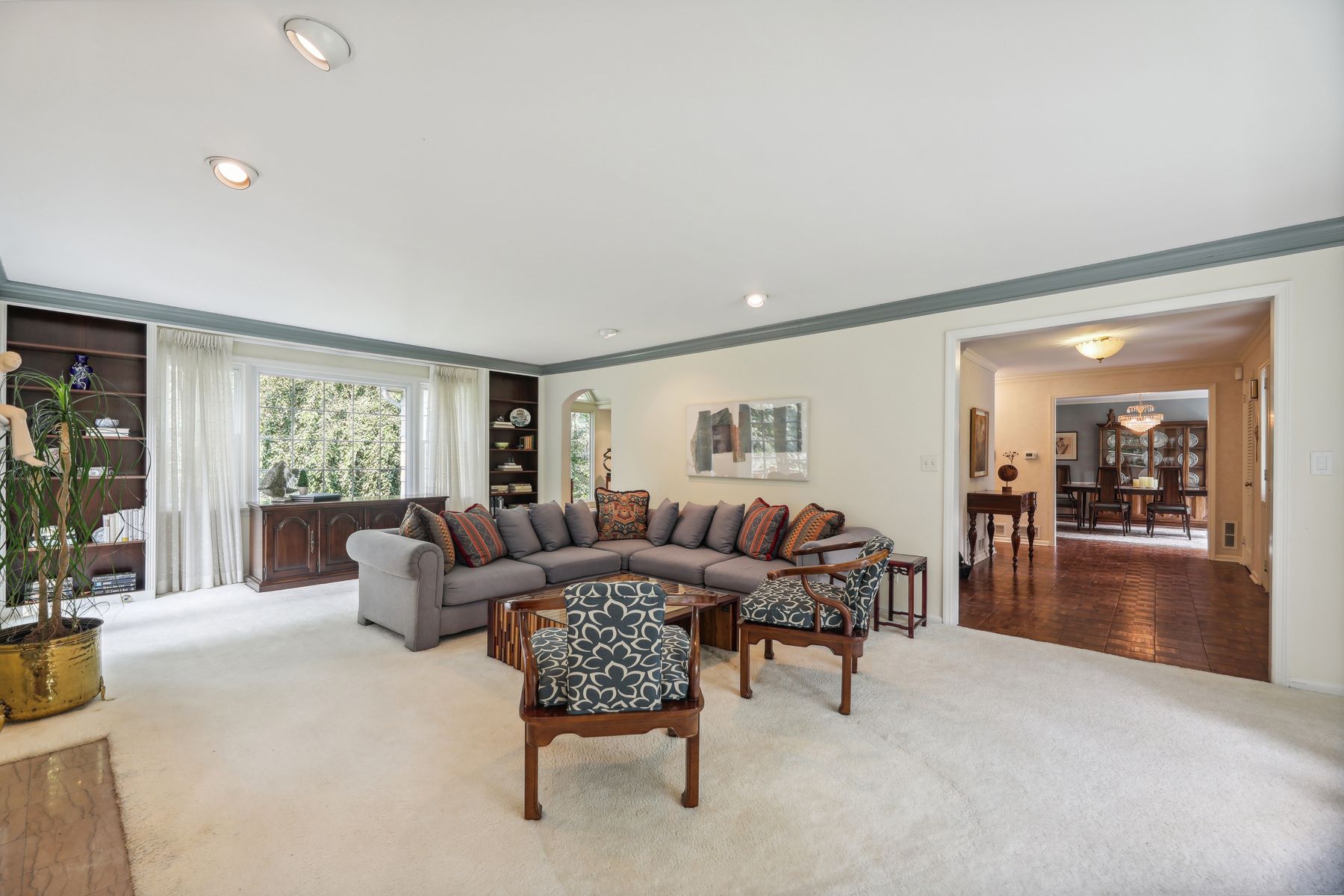 47 Greenbriar Drive 
