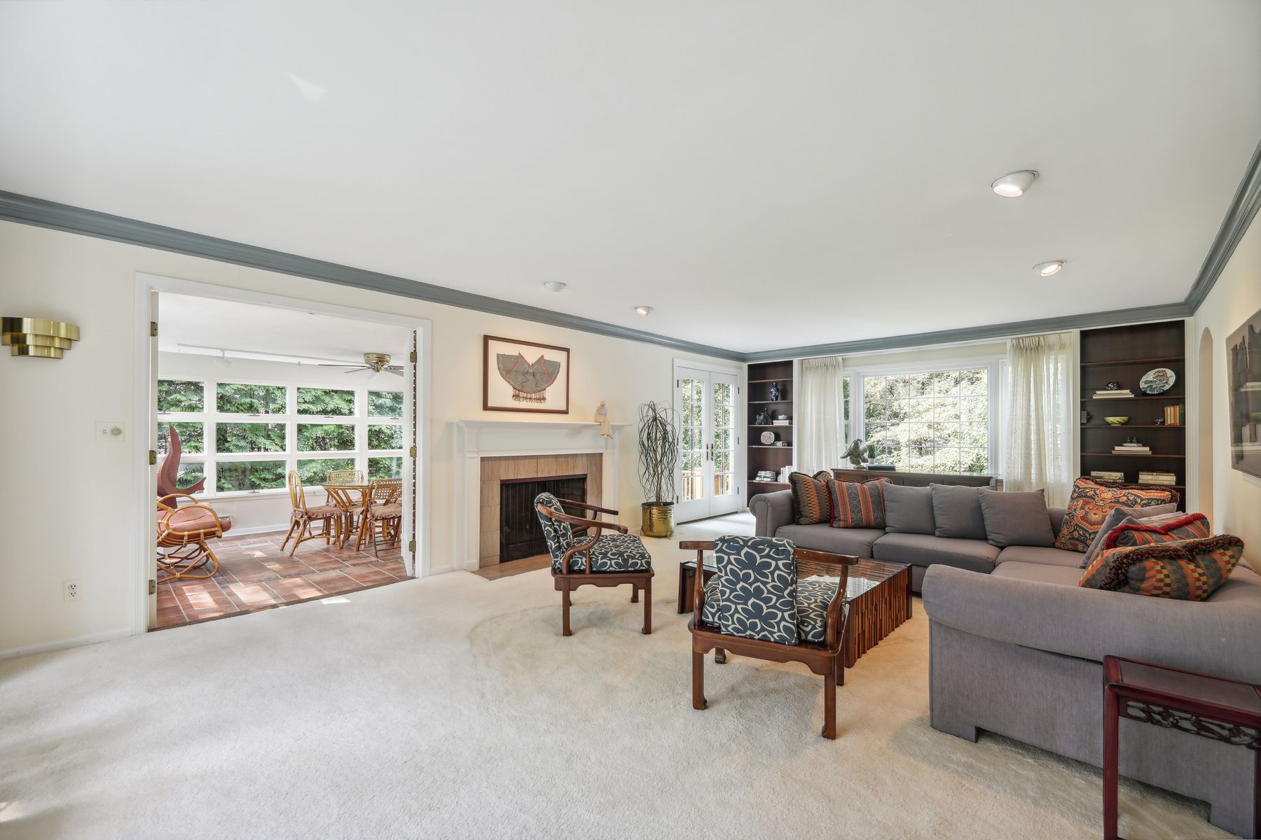 47 Greenbriar Drive 