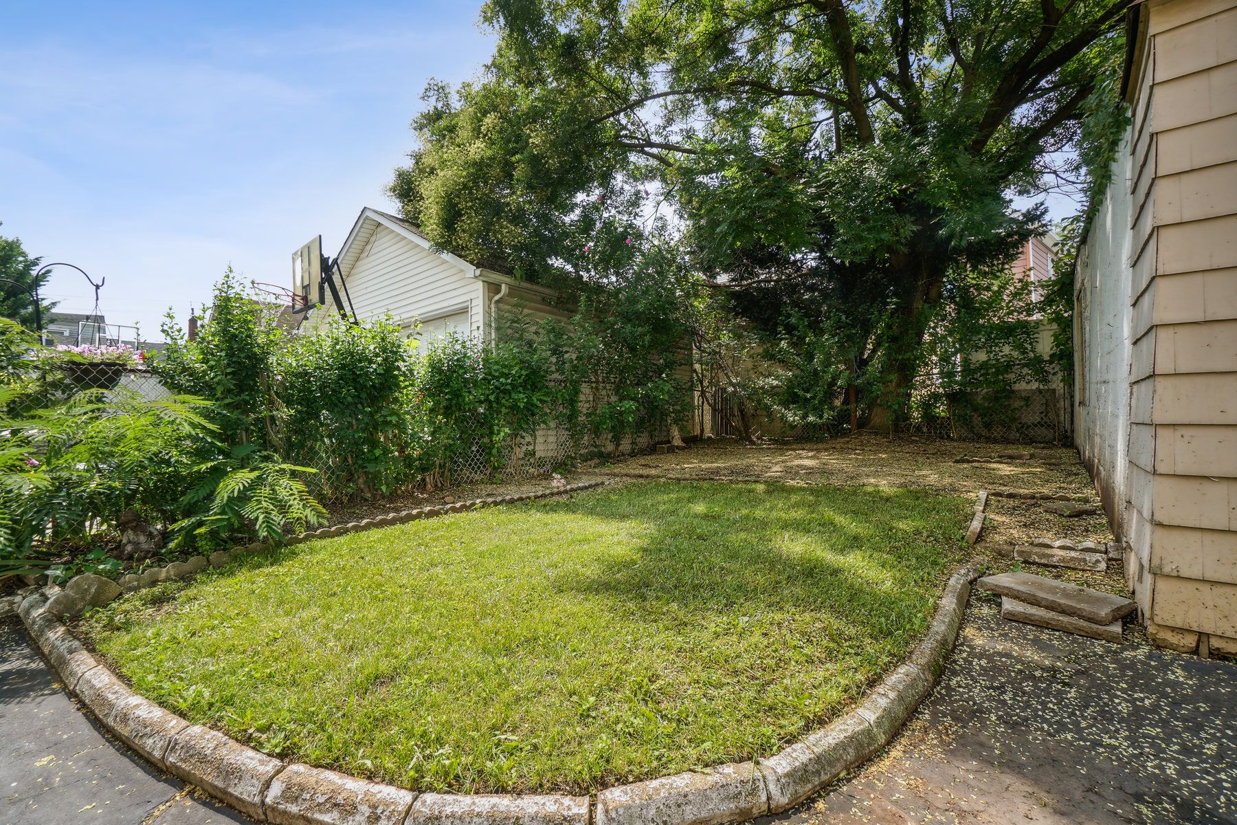 19 East Stimpson Avenue 