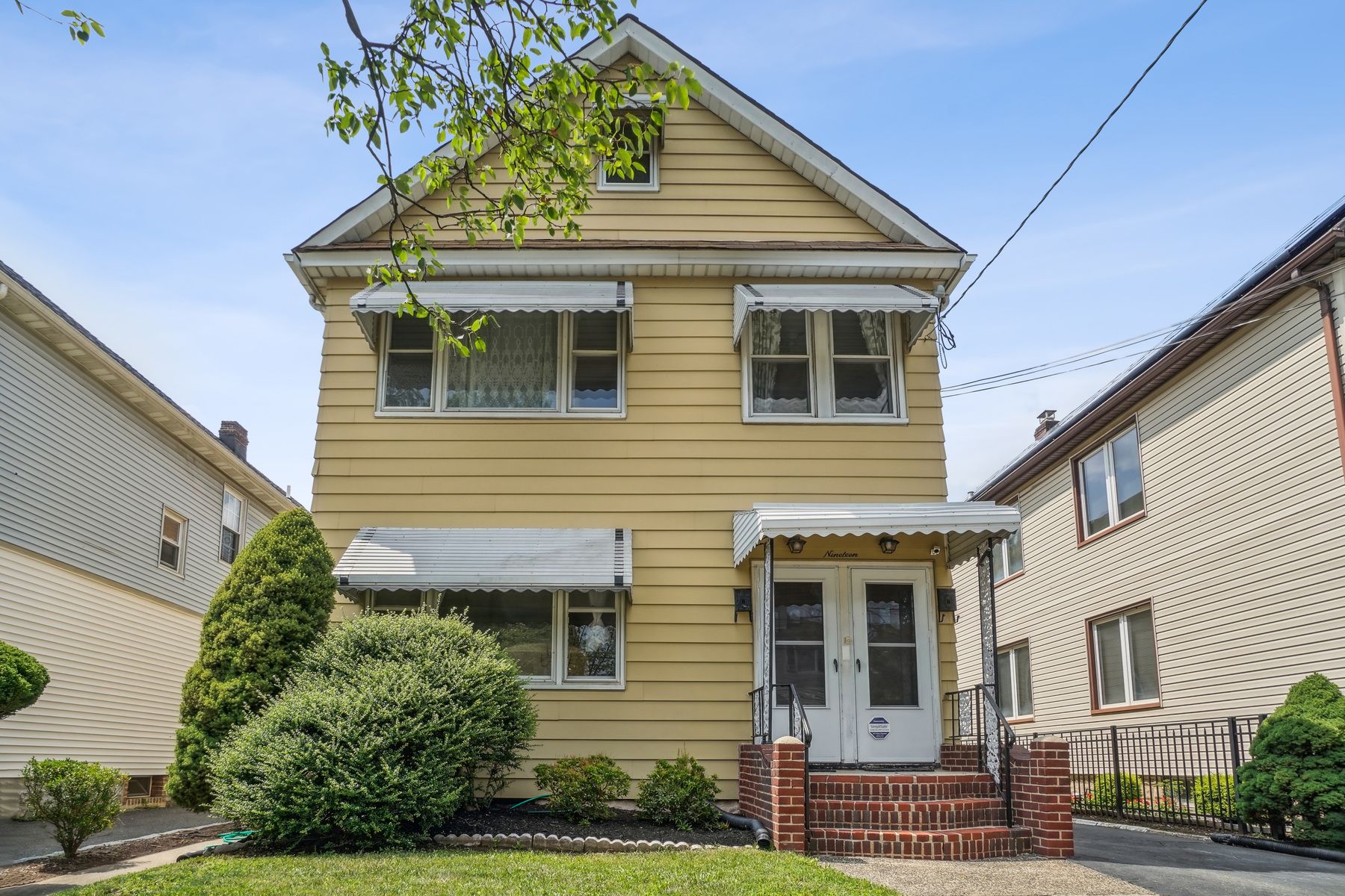 19 East Stimpson Avenue 