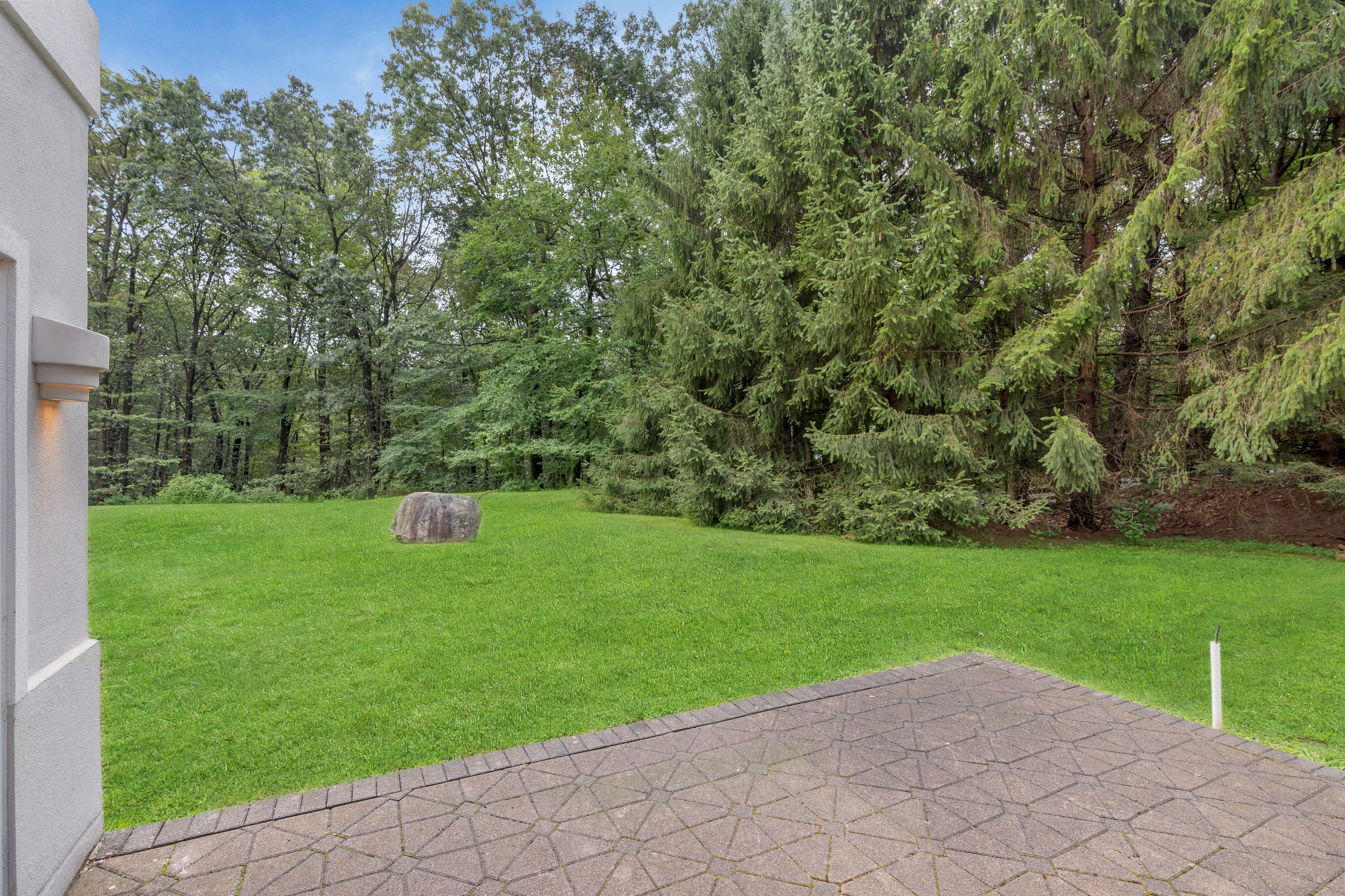 22 Horizon Drive 