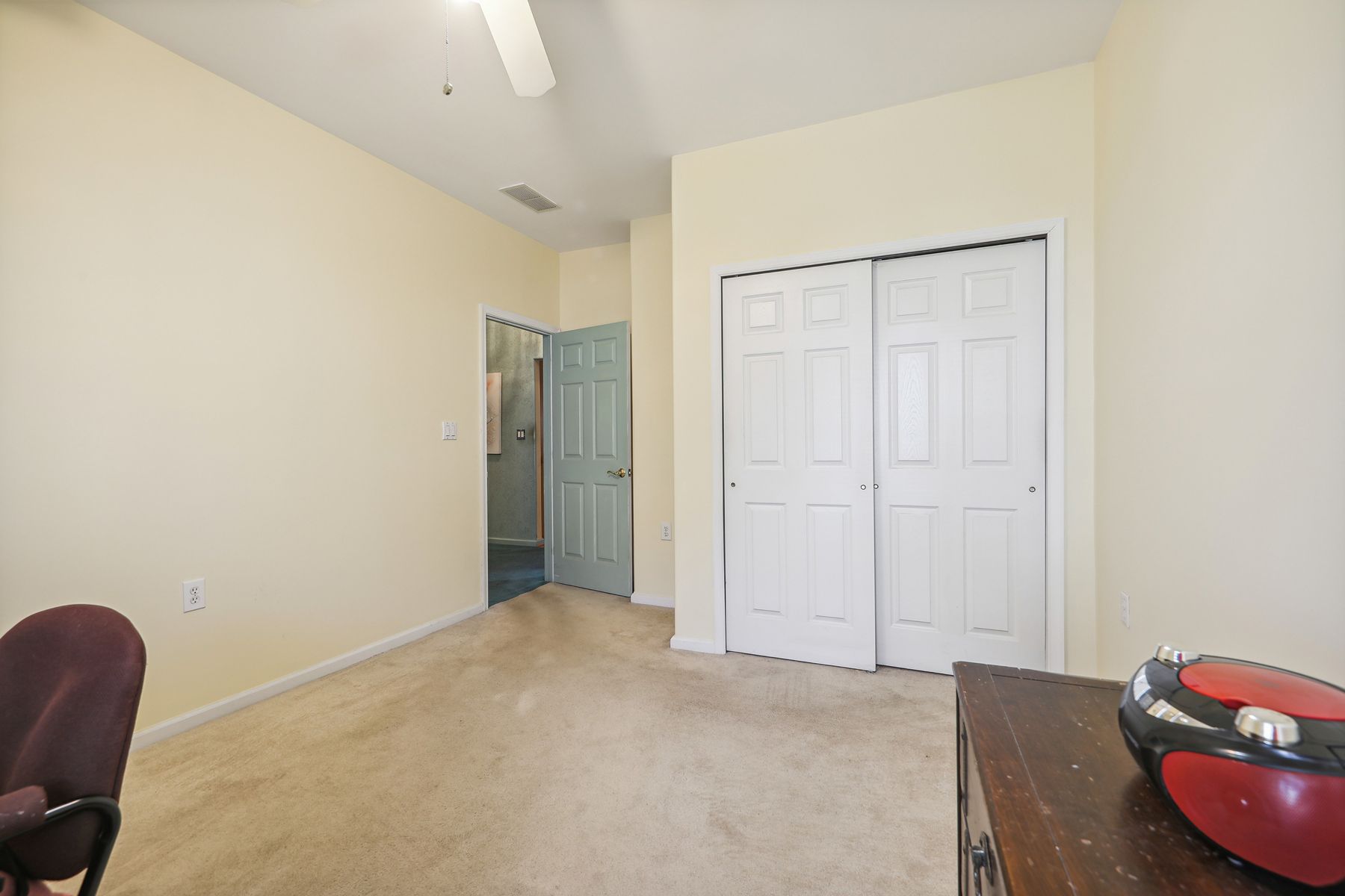 11 Edgeworth Cir 