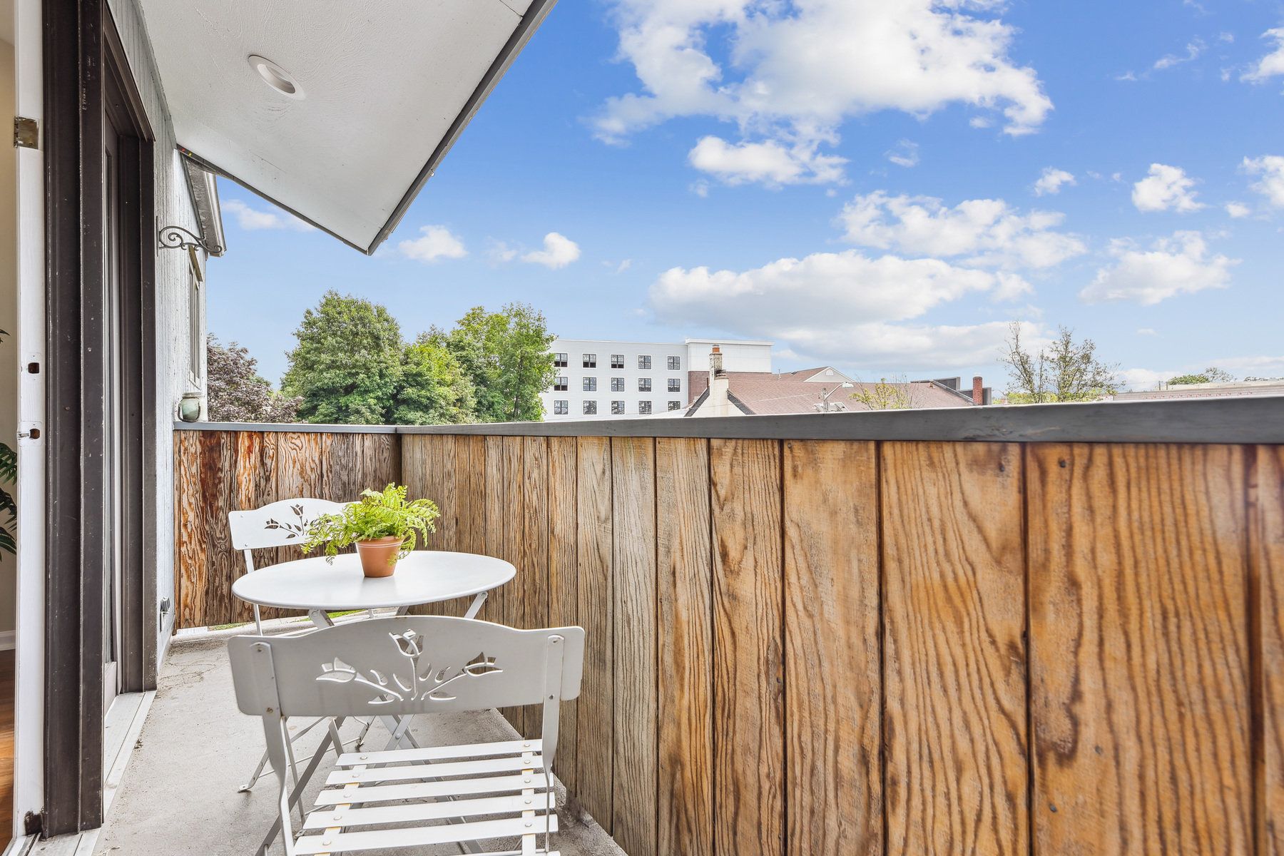 4 Domessina Ln Unit# 2D