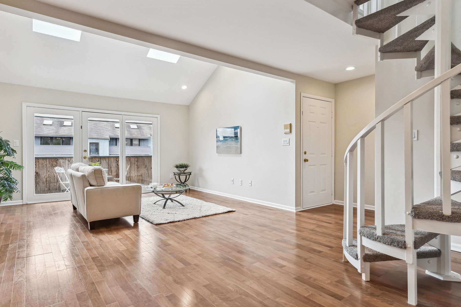4 Domessina Ln Unit# 2D