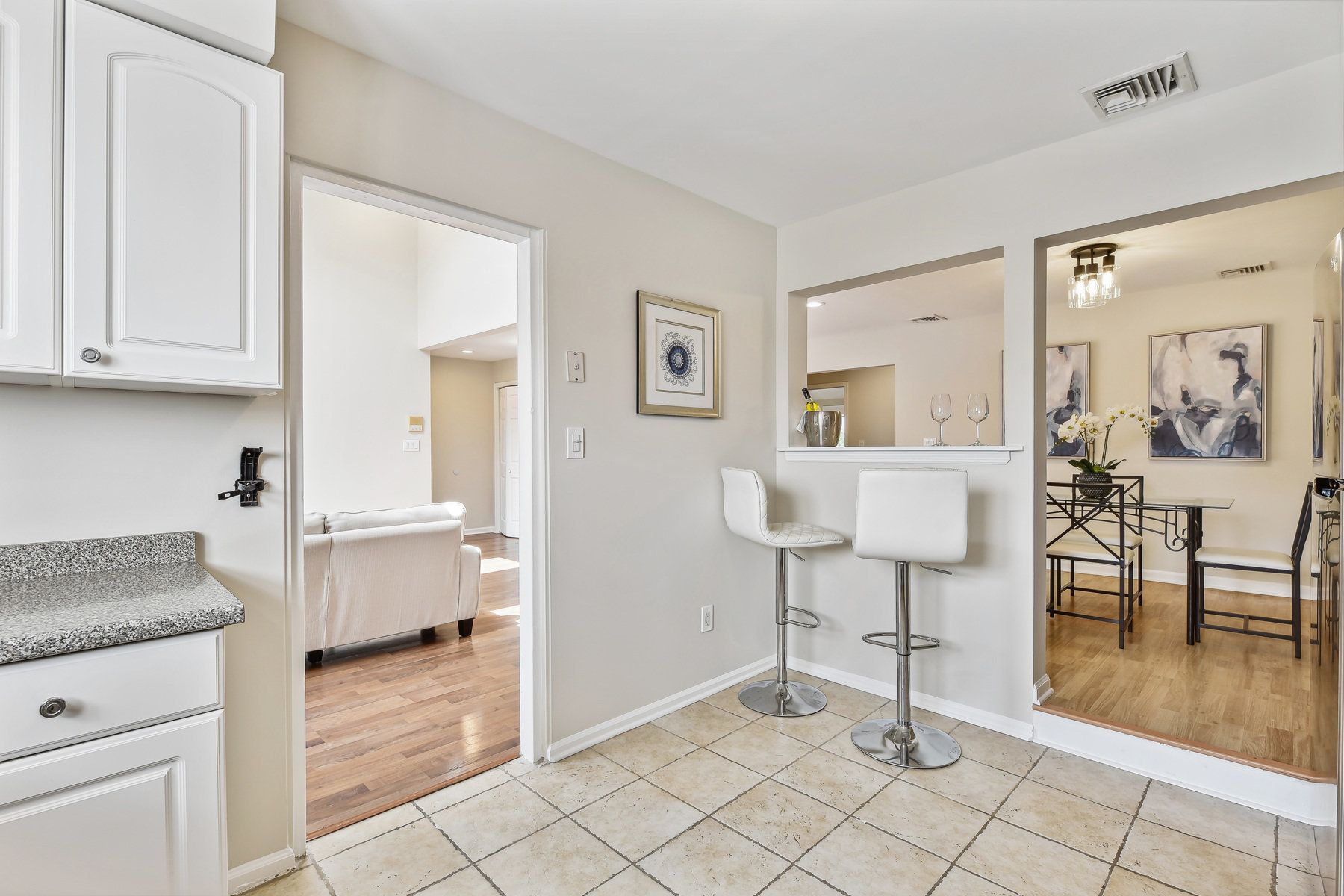 4 Domessina Ln Unit# 2D