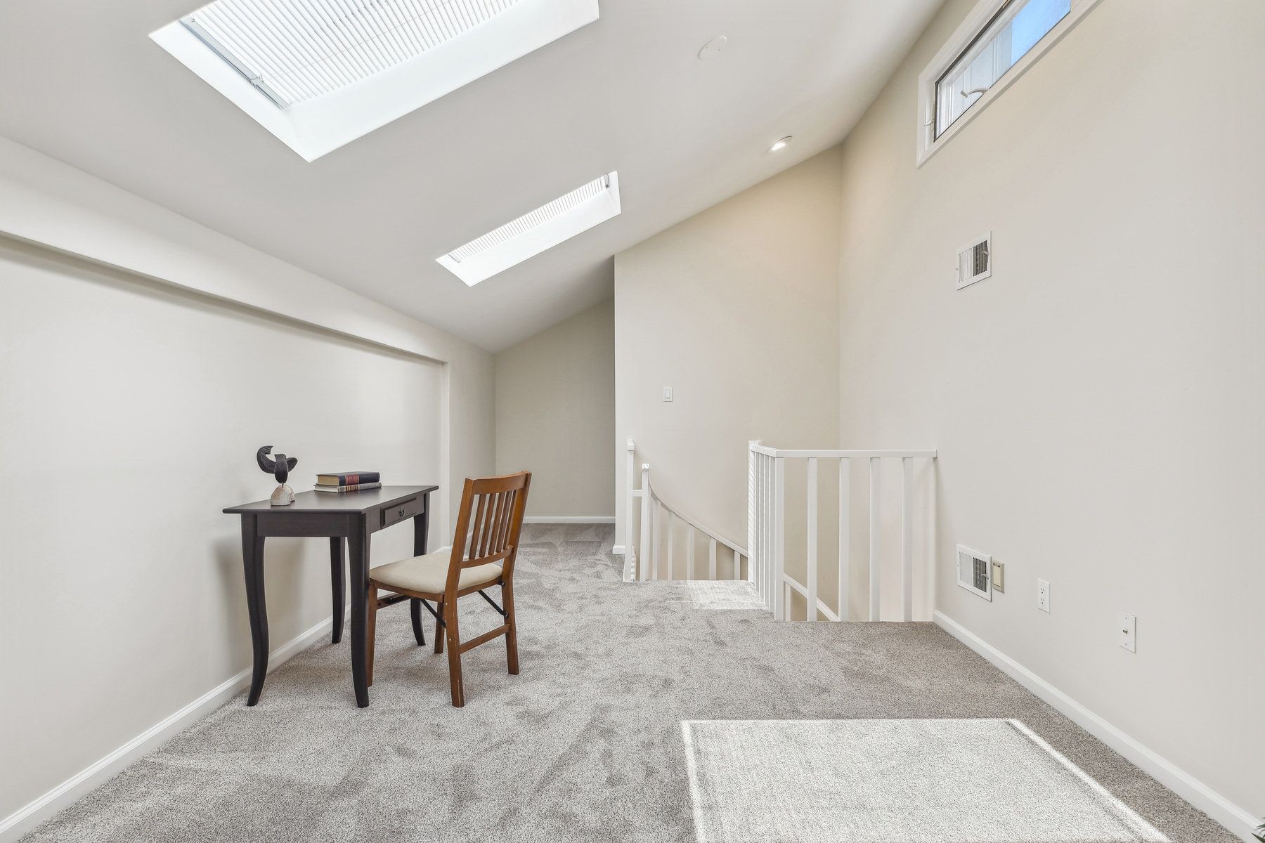 4 Domessina Ln Unit# 2D