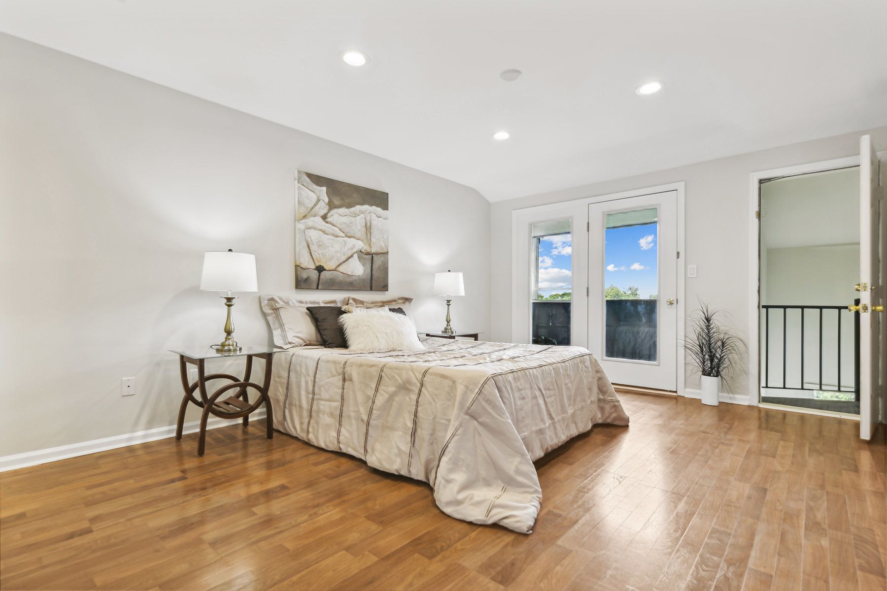 4 Domessina Ln Unit# 2D