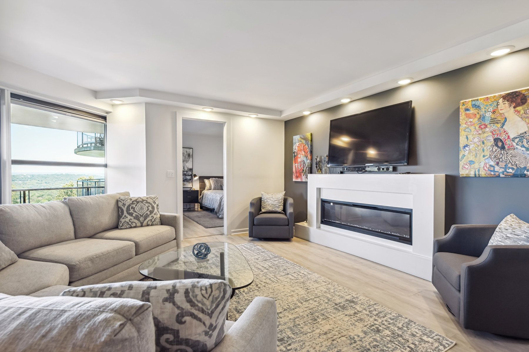 2 Claridge Dr, 4aw Unit# 4AW
