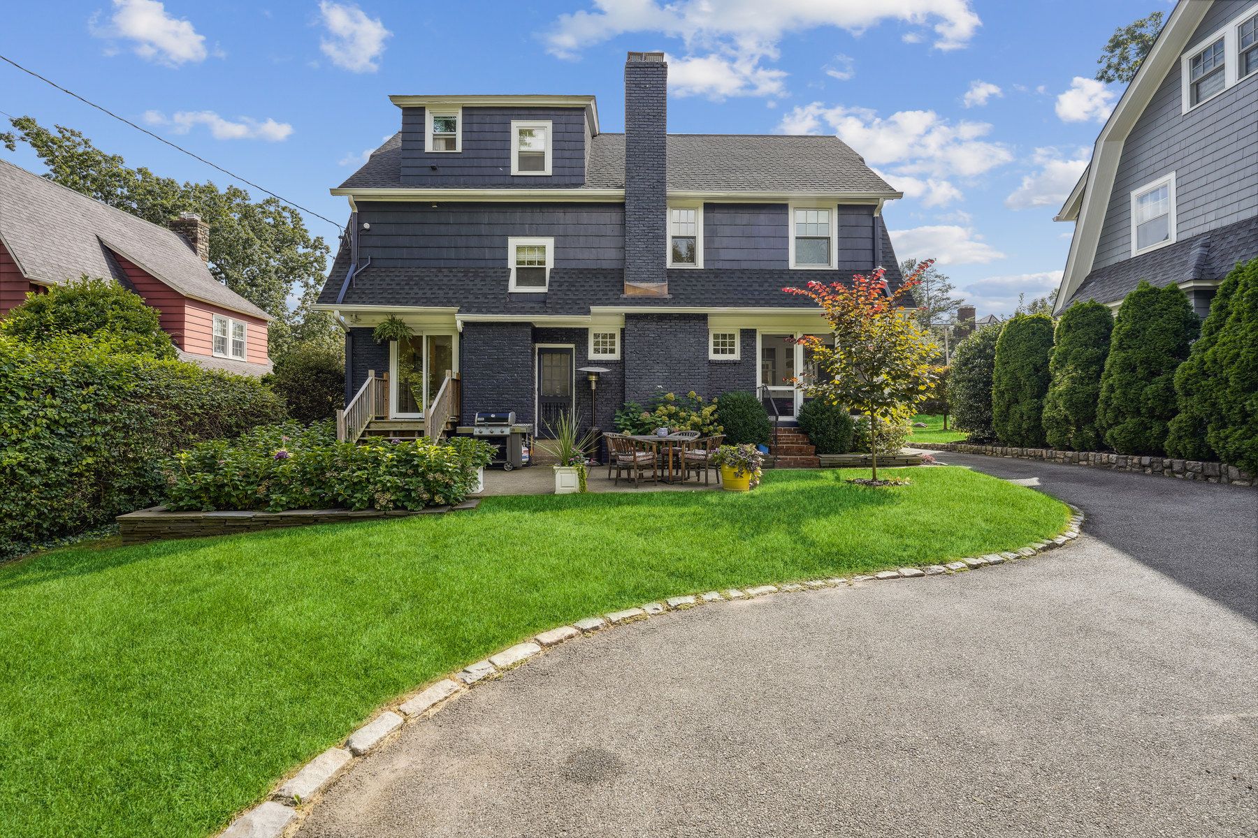 125 Summit Ave