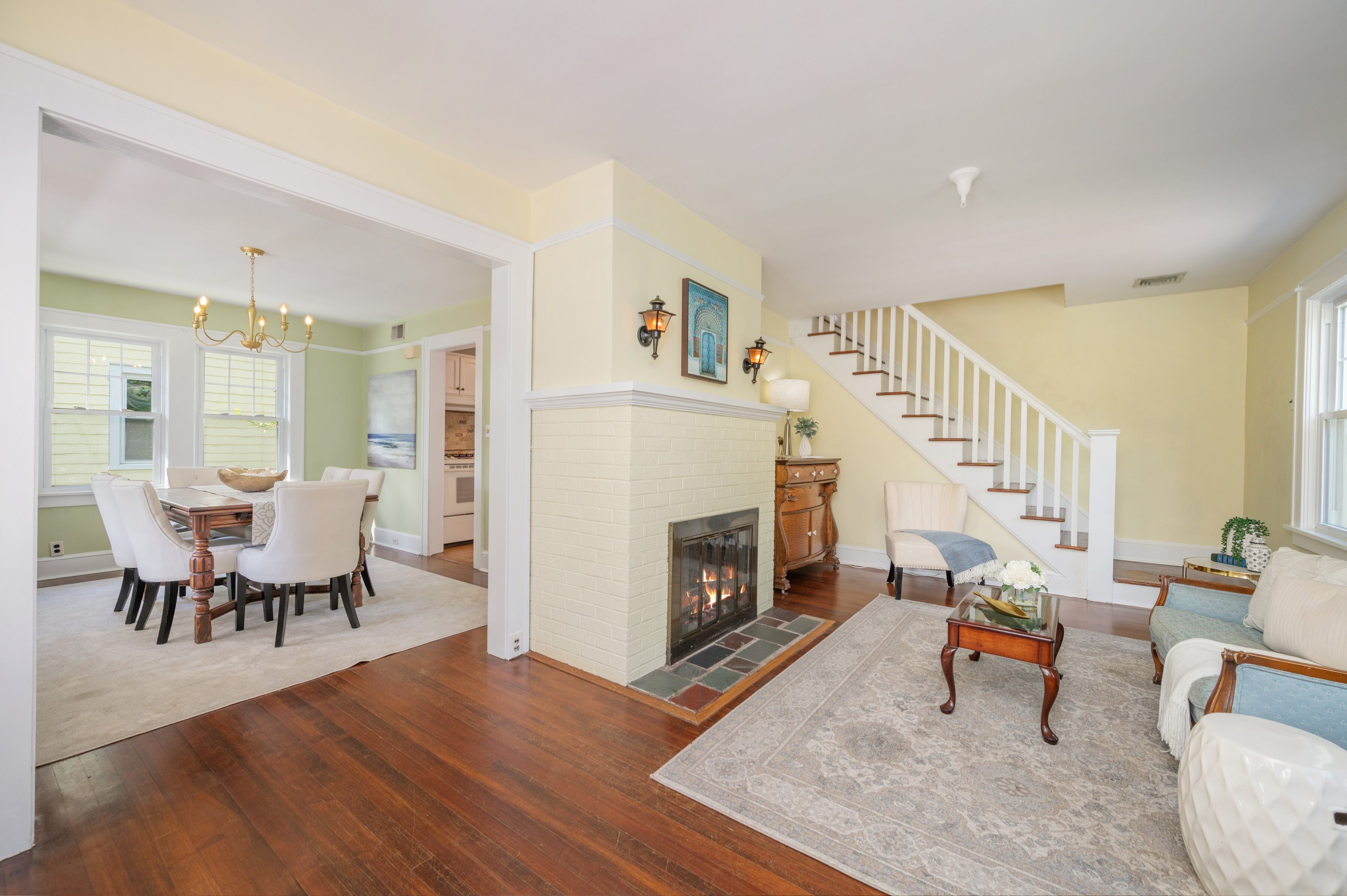 35 Hedges Avenue 