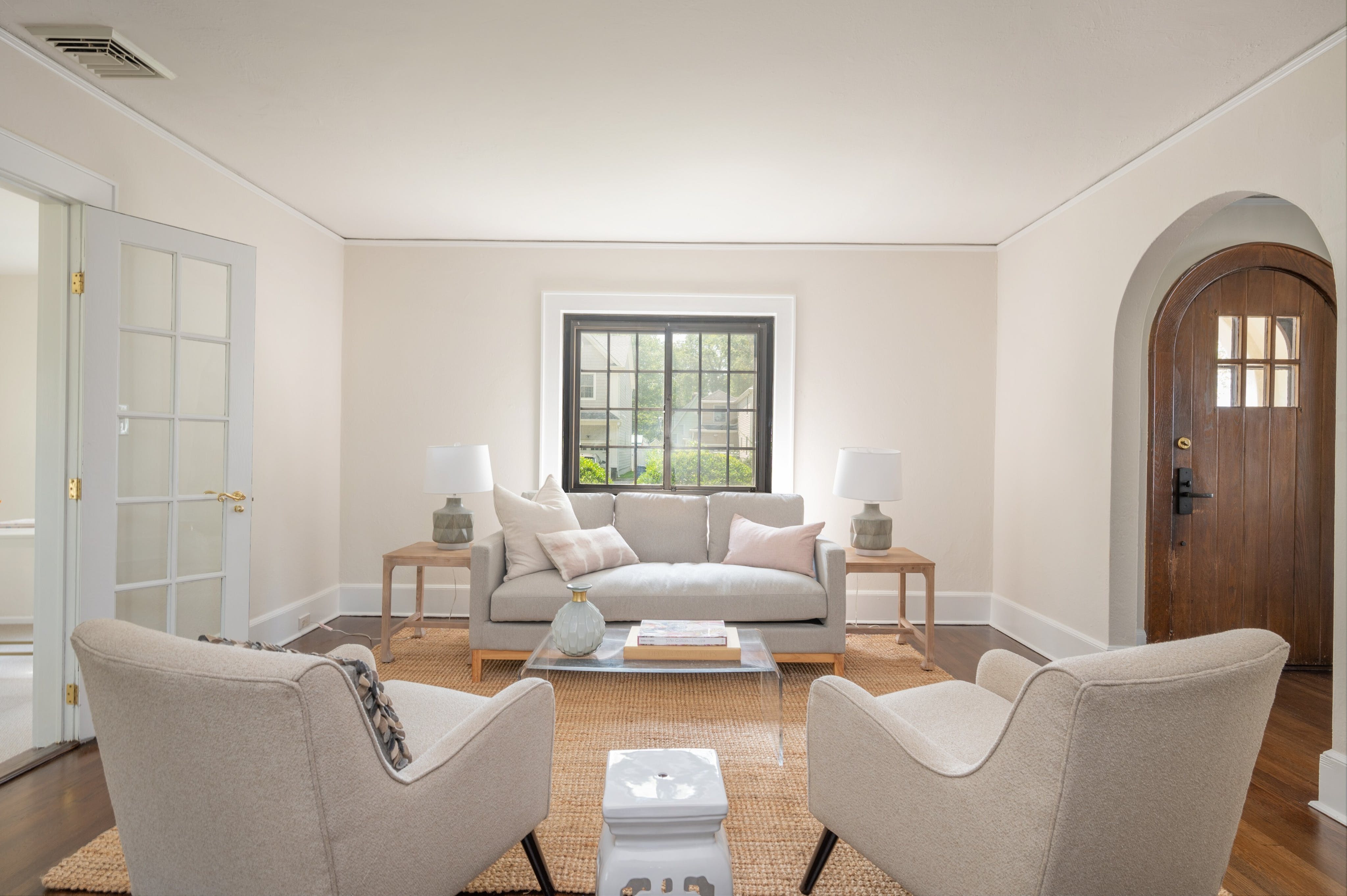 11 Iris Road 
