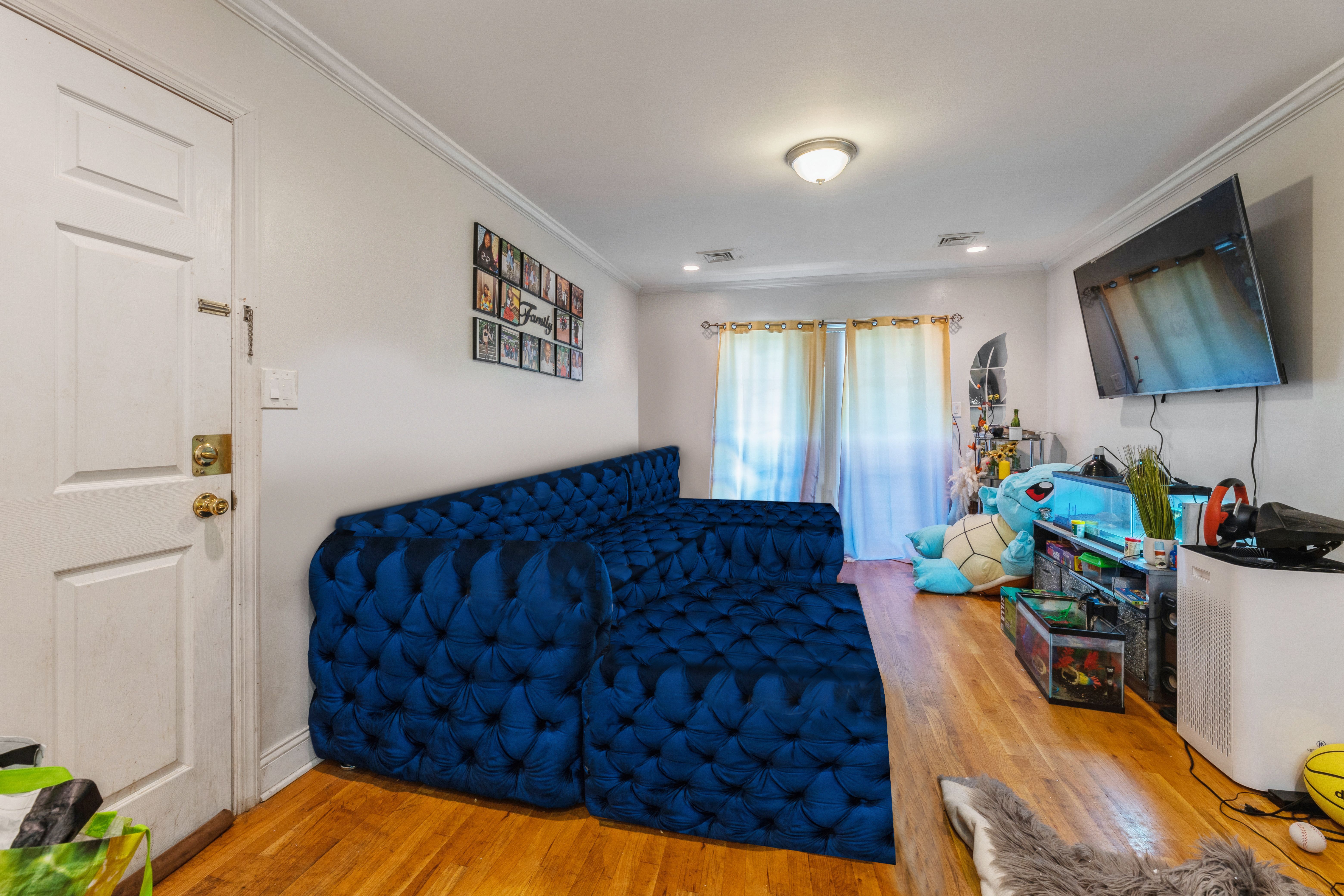 190 Renner Ave 