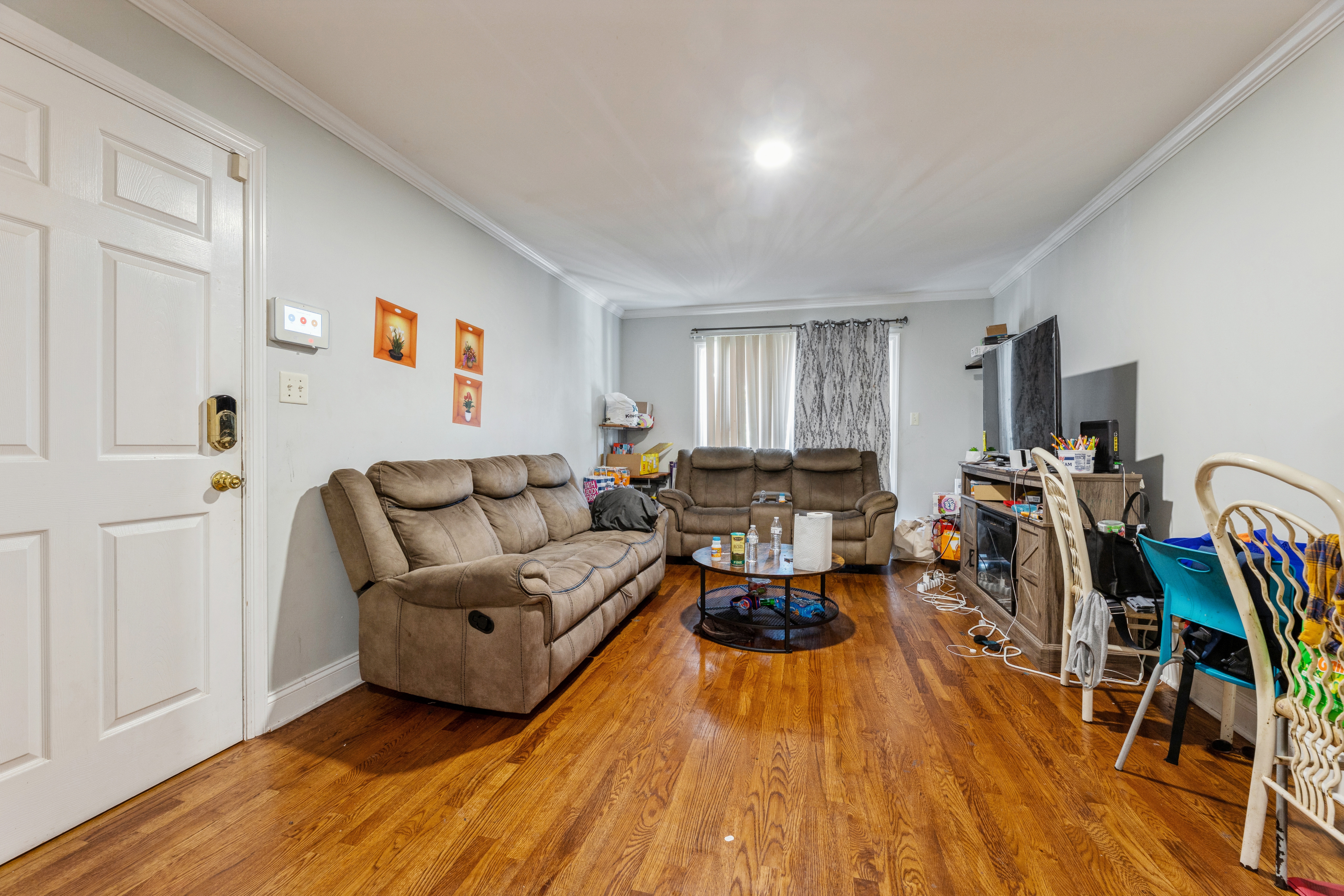 190 Renner Ave 