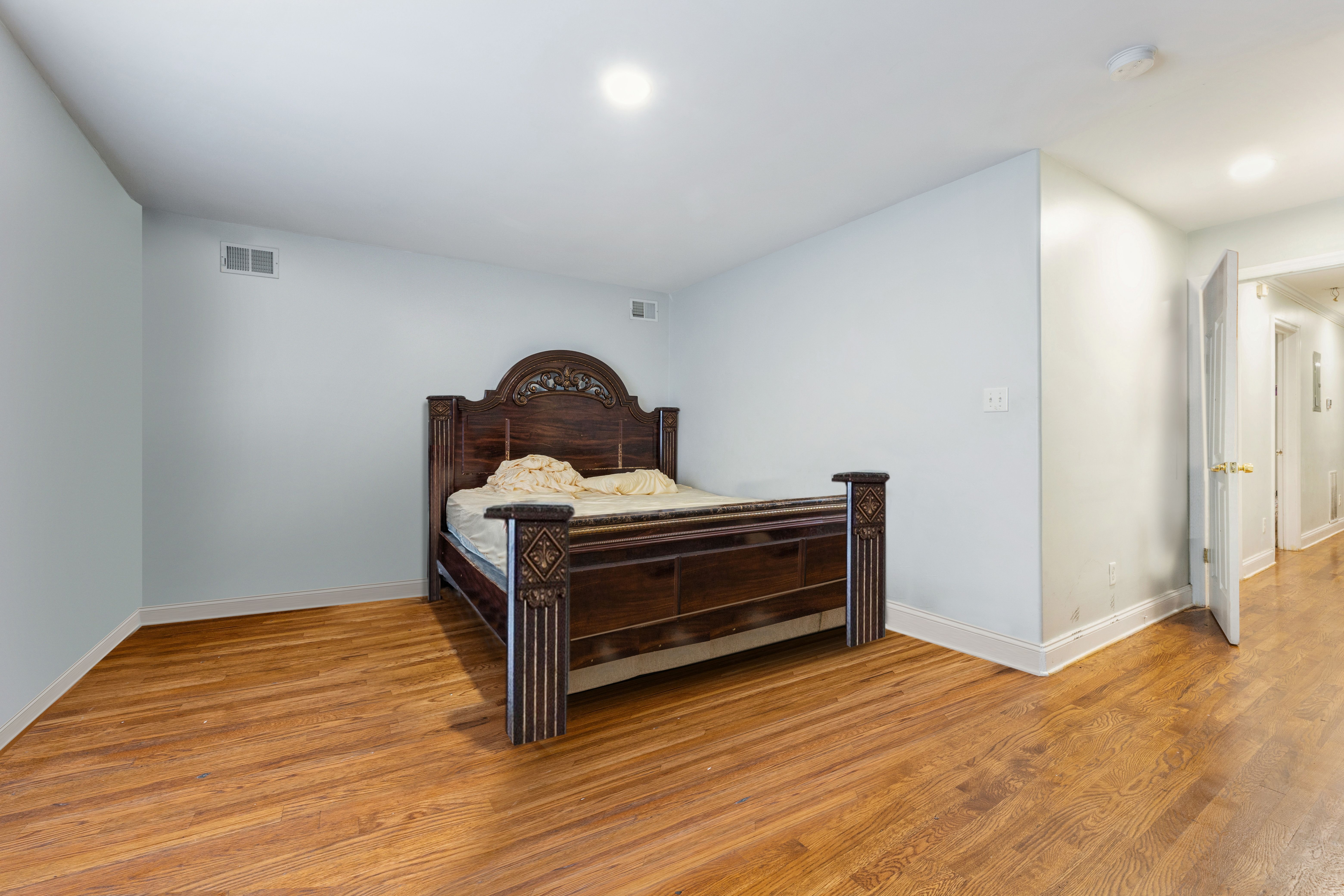 190 Renner Ave 