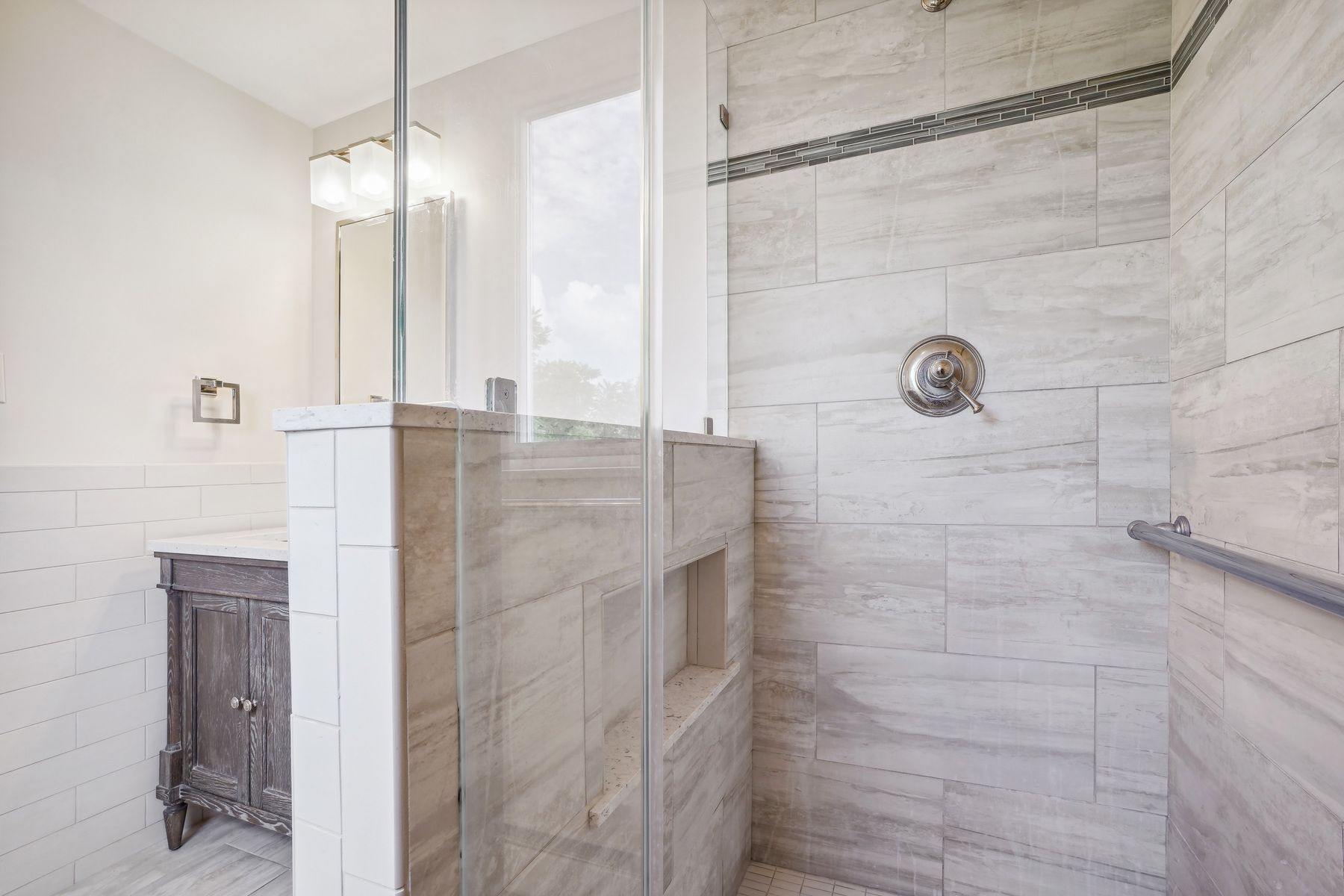 11 Euclid Avenue, Unit 7B 